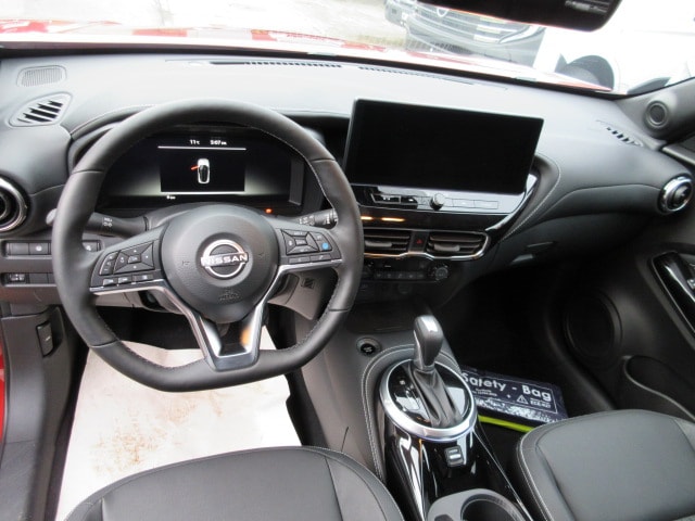 NISSAN Juke 1.6 Hybrid Tekna-image-5