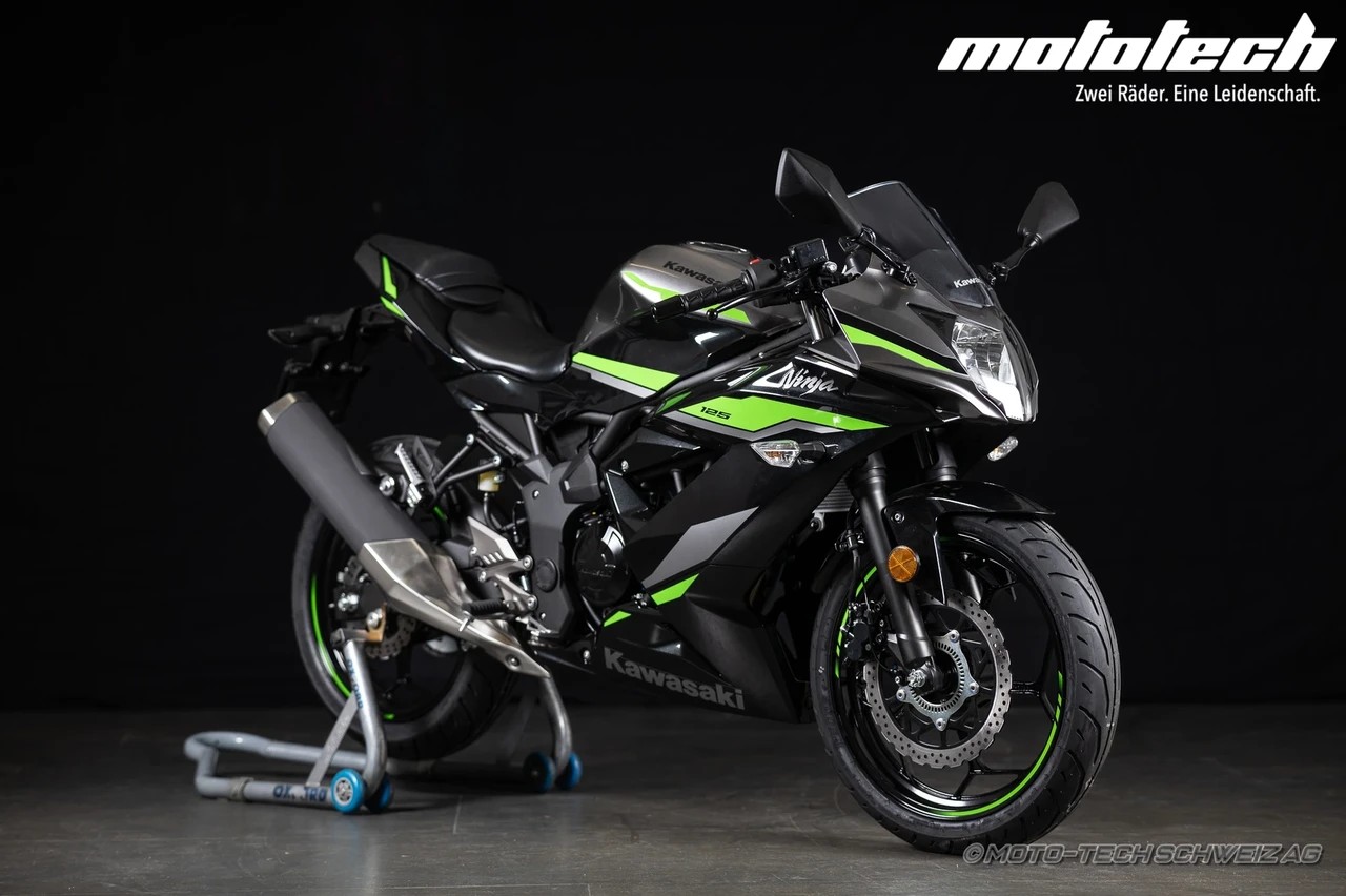 KAWASAKI Ninja 125 MY24