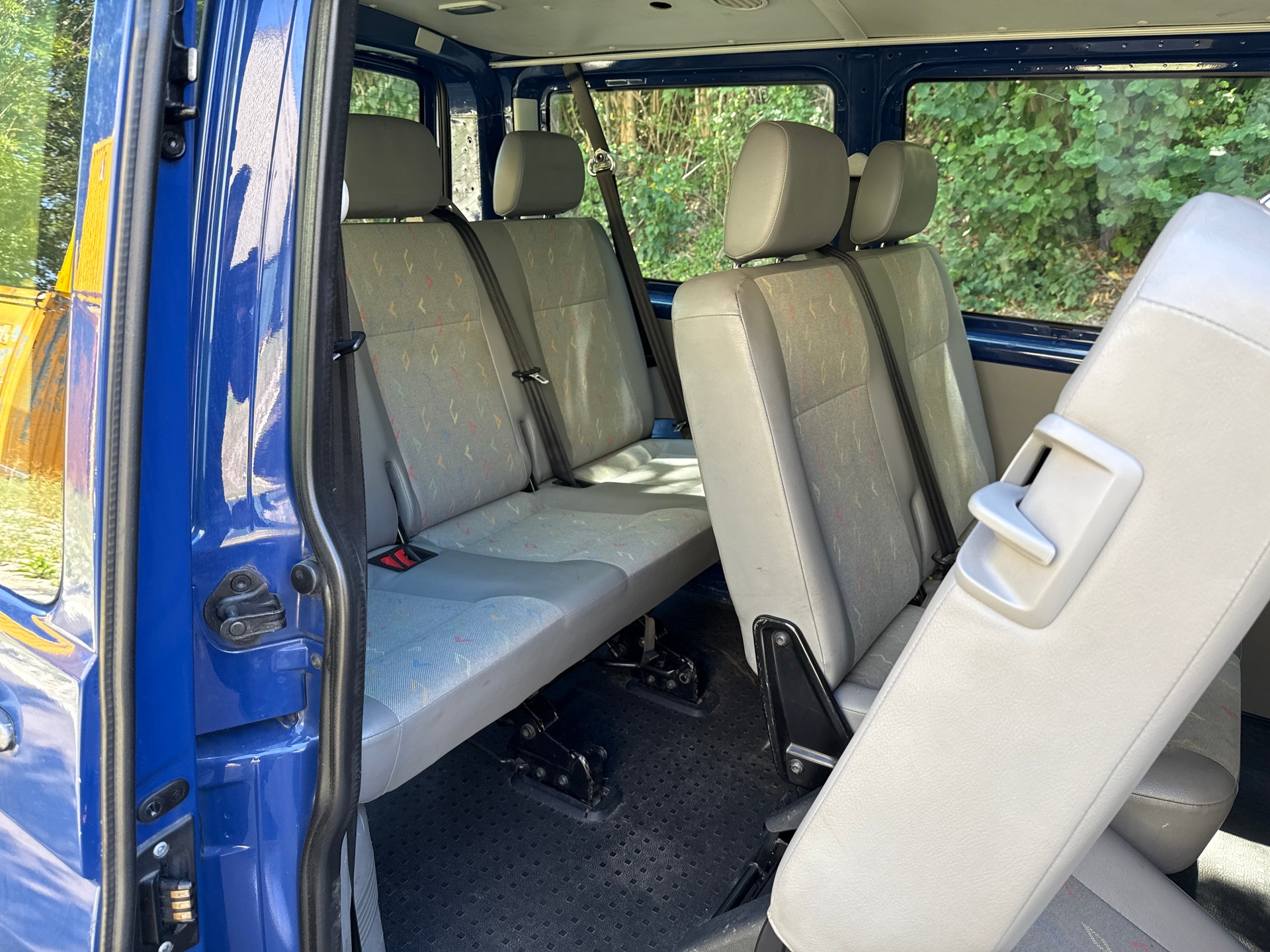 VW 2.5 TDI Multivan Lang 4x4 9 platz-image-10