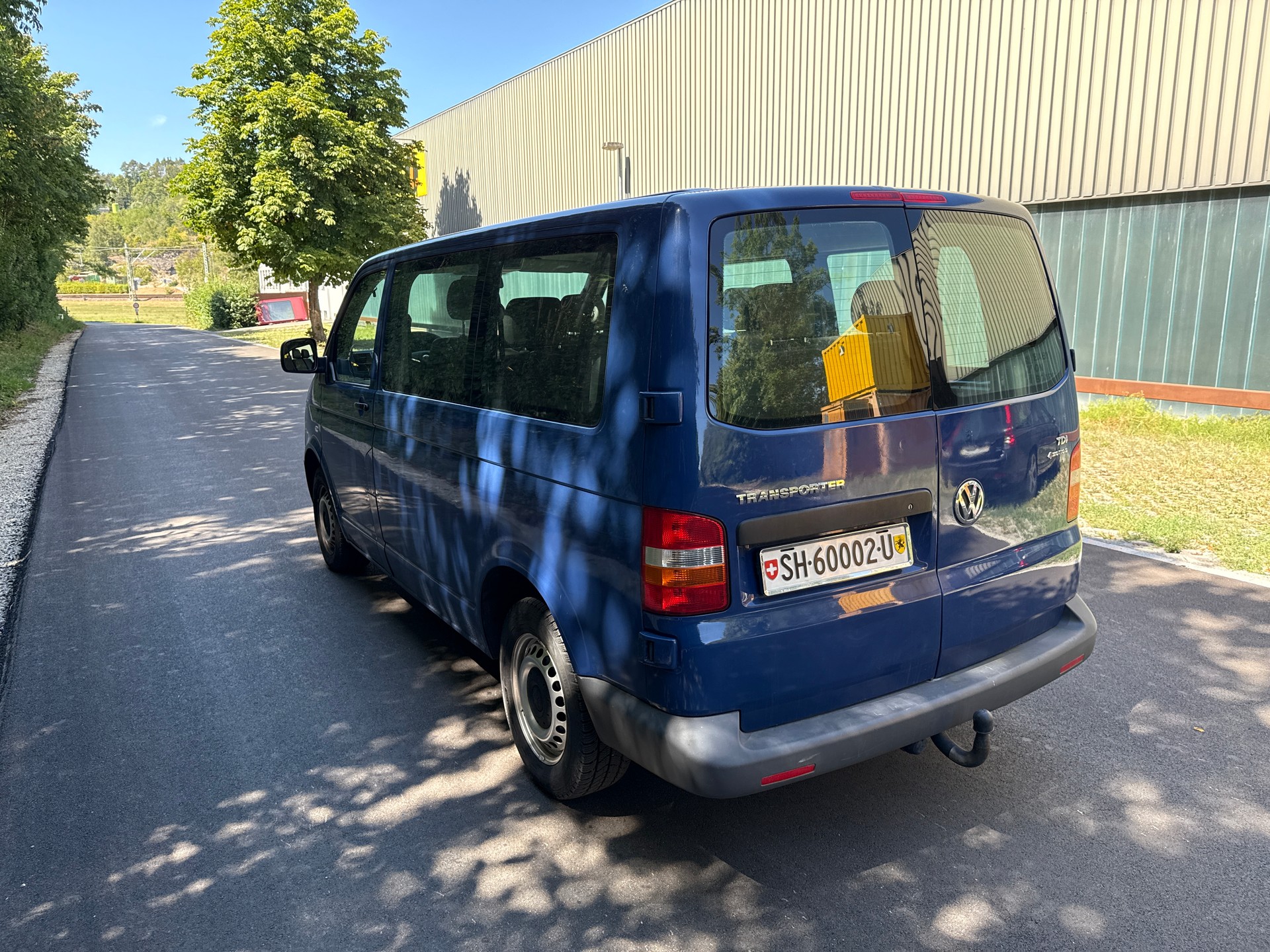 VW 2.5 TDI Multivan Lang 4x4 9 platz-image-4