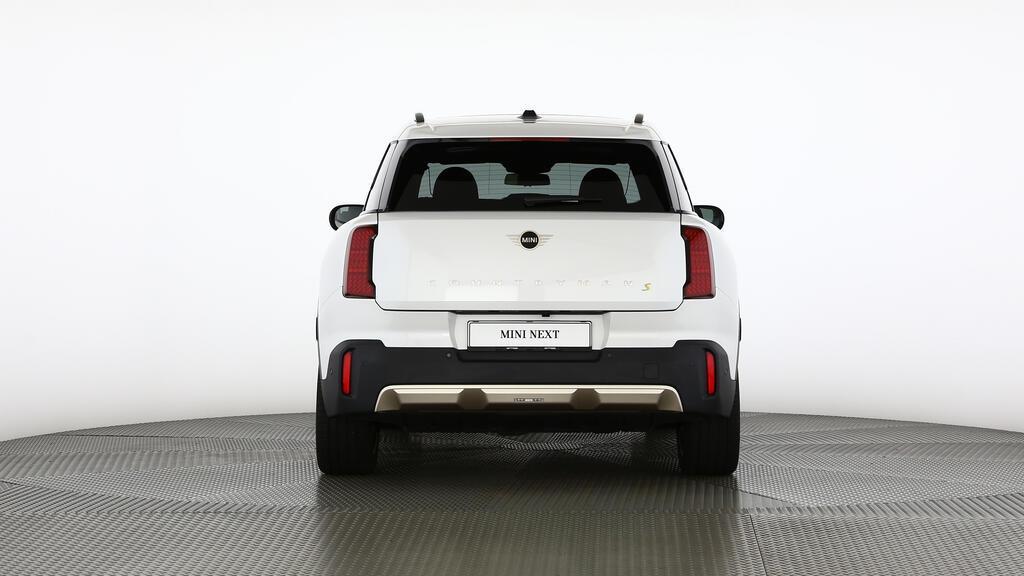 MINI Countryman SE ALL4-image-13