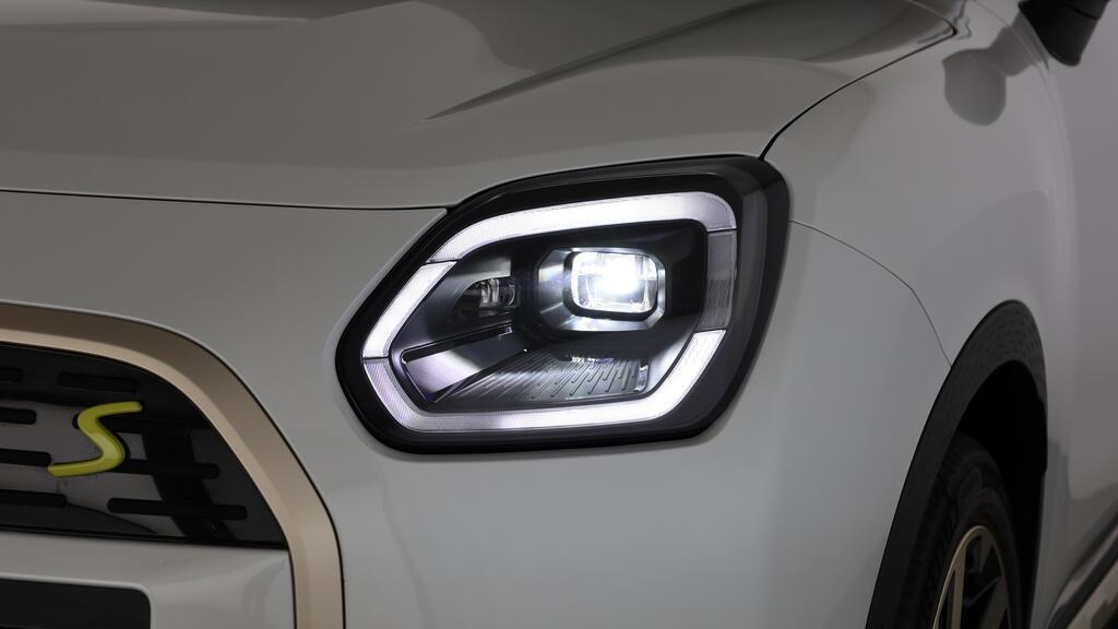 MINI Countryman SE ALL4-image-15