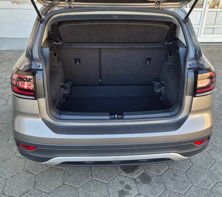 VW T-Cross 1.0 TSI Life-image-4