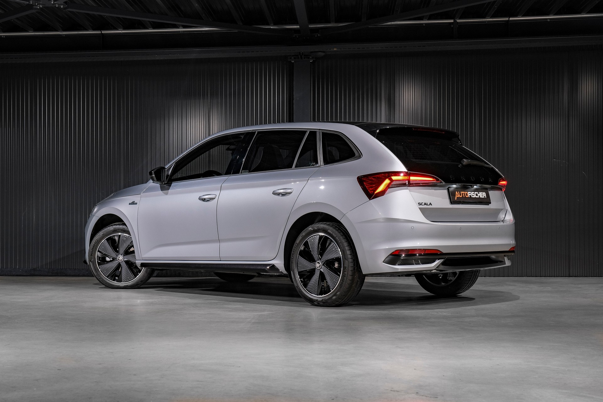 SKODA Scala 1.5 TSI Monte Carlo DSG-image-1