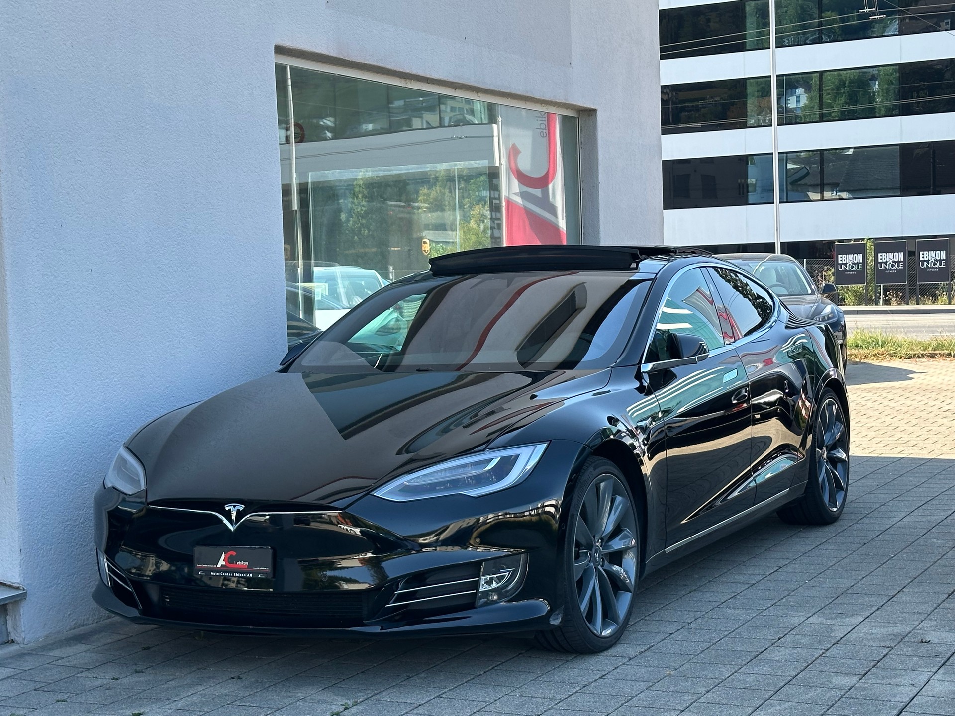 TESLA Model S 100 D-image-0