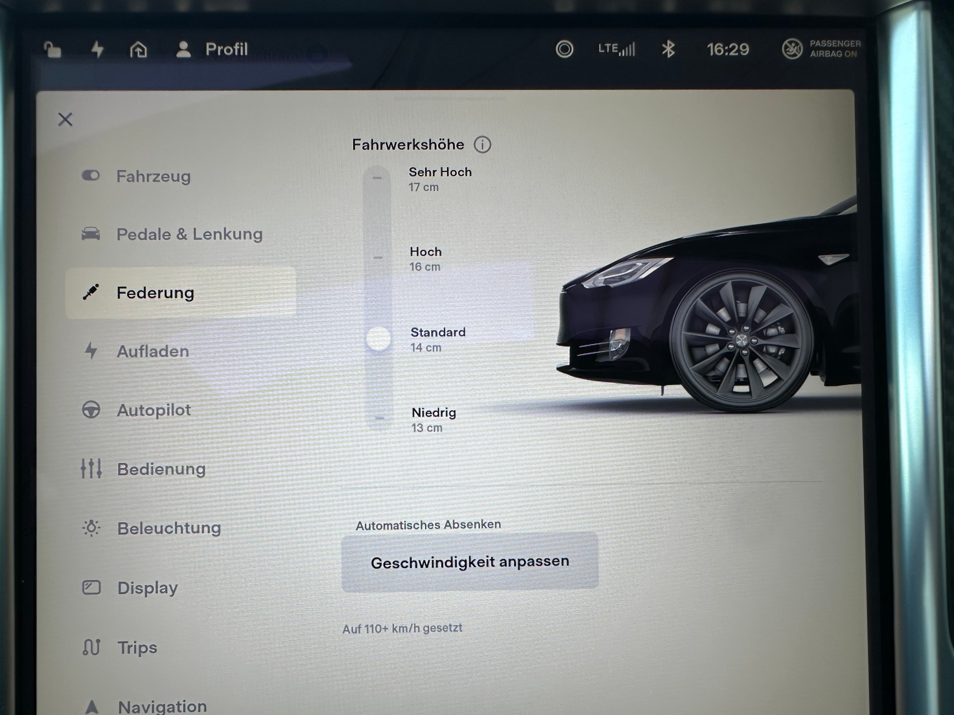 TESLA Model S 100 D-image-17