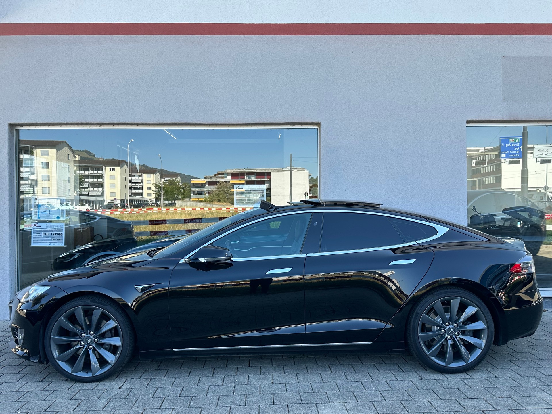 TESLA Model S 100 D-image-1