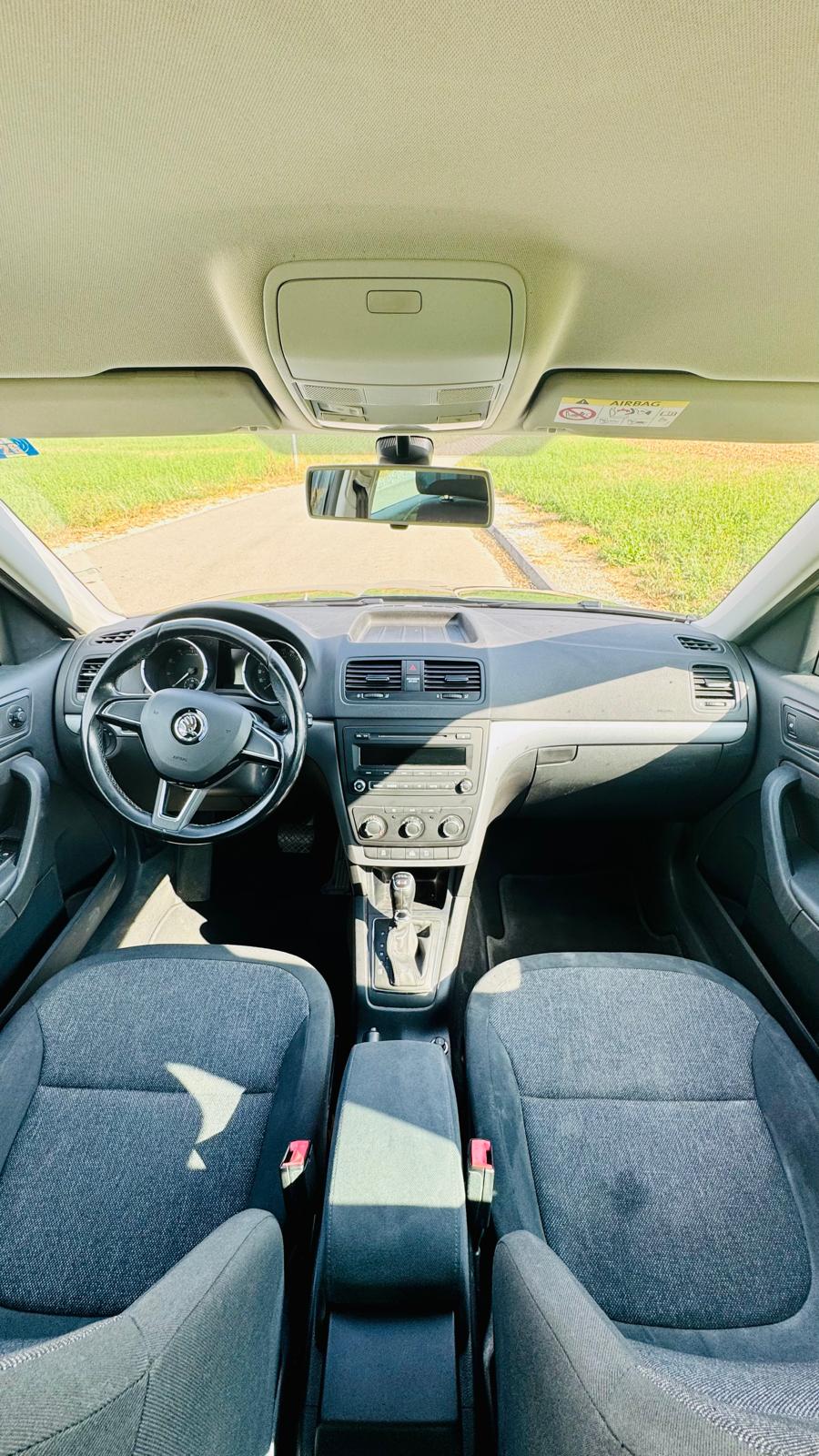 SKODA Yeti 1.8 TSI Active Outdoor 4x4 DSG-image-6