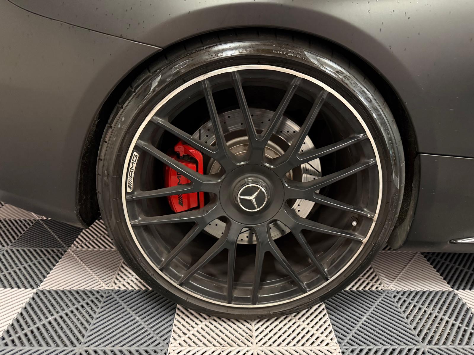 MERCEDES-BENZ C 63 S AMG 9G-tronic-image-29
