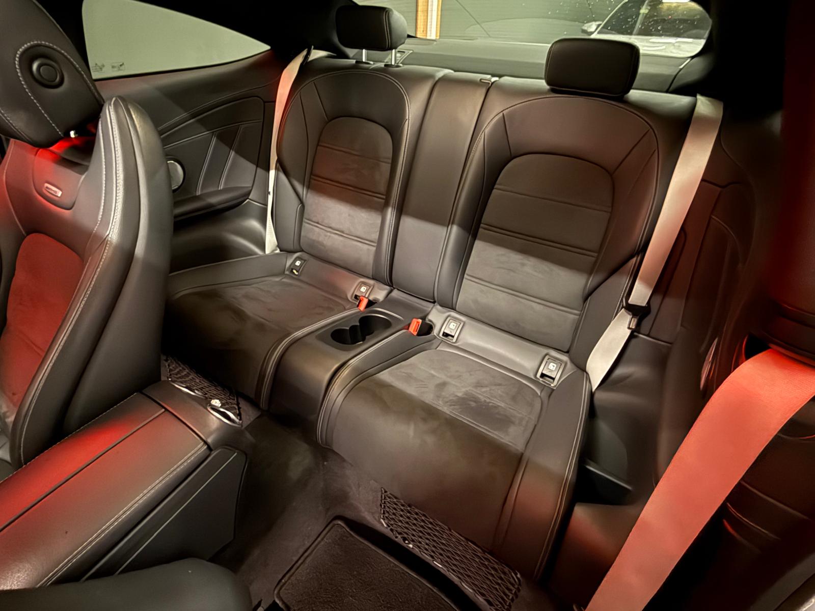 MERCEDES-BENZ C 63 S AMG 9G-tronic-image-11