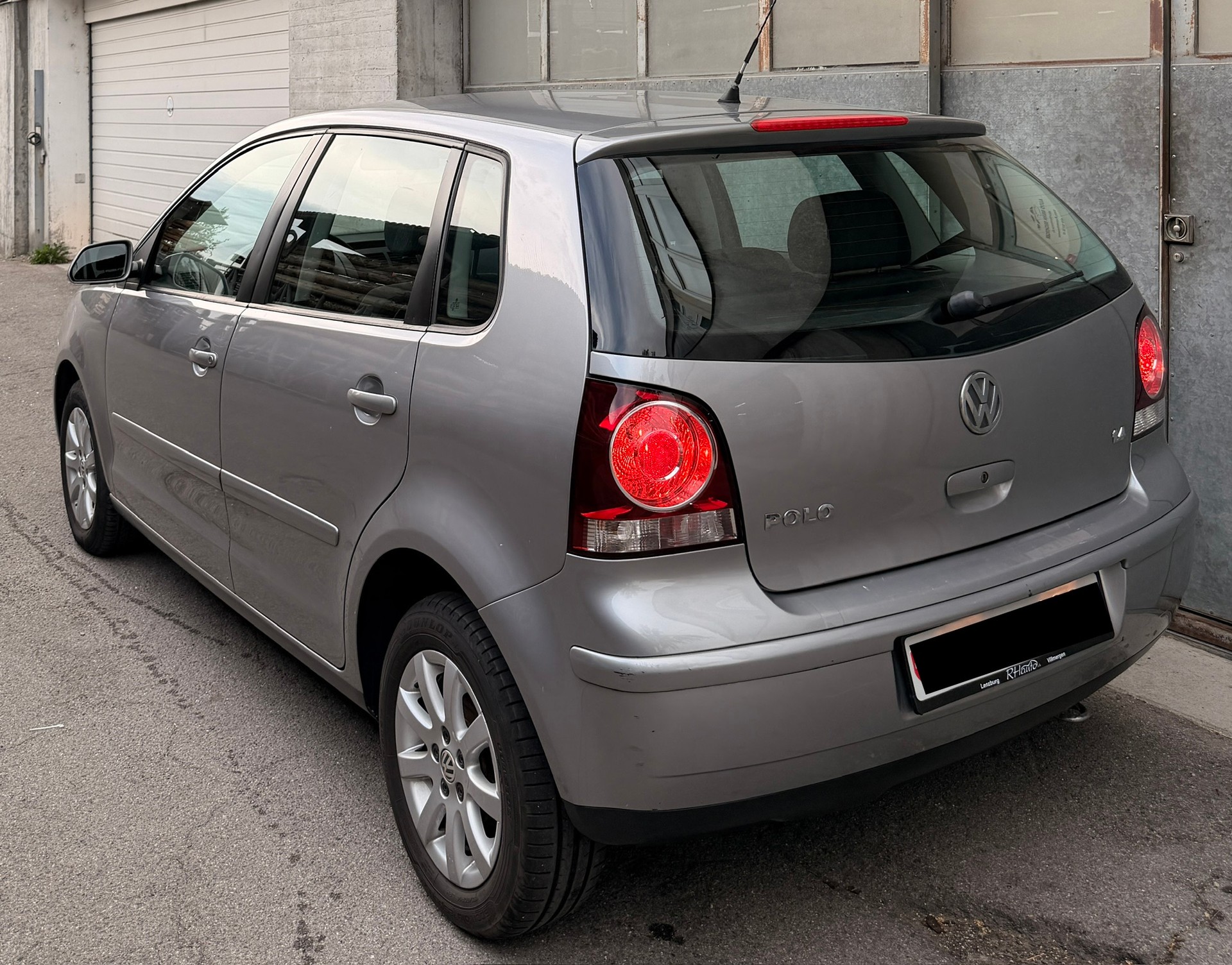 VW Polo 1.4 16V Young&Fresh-image-3