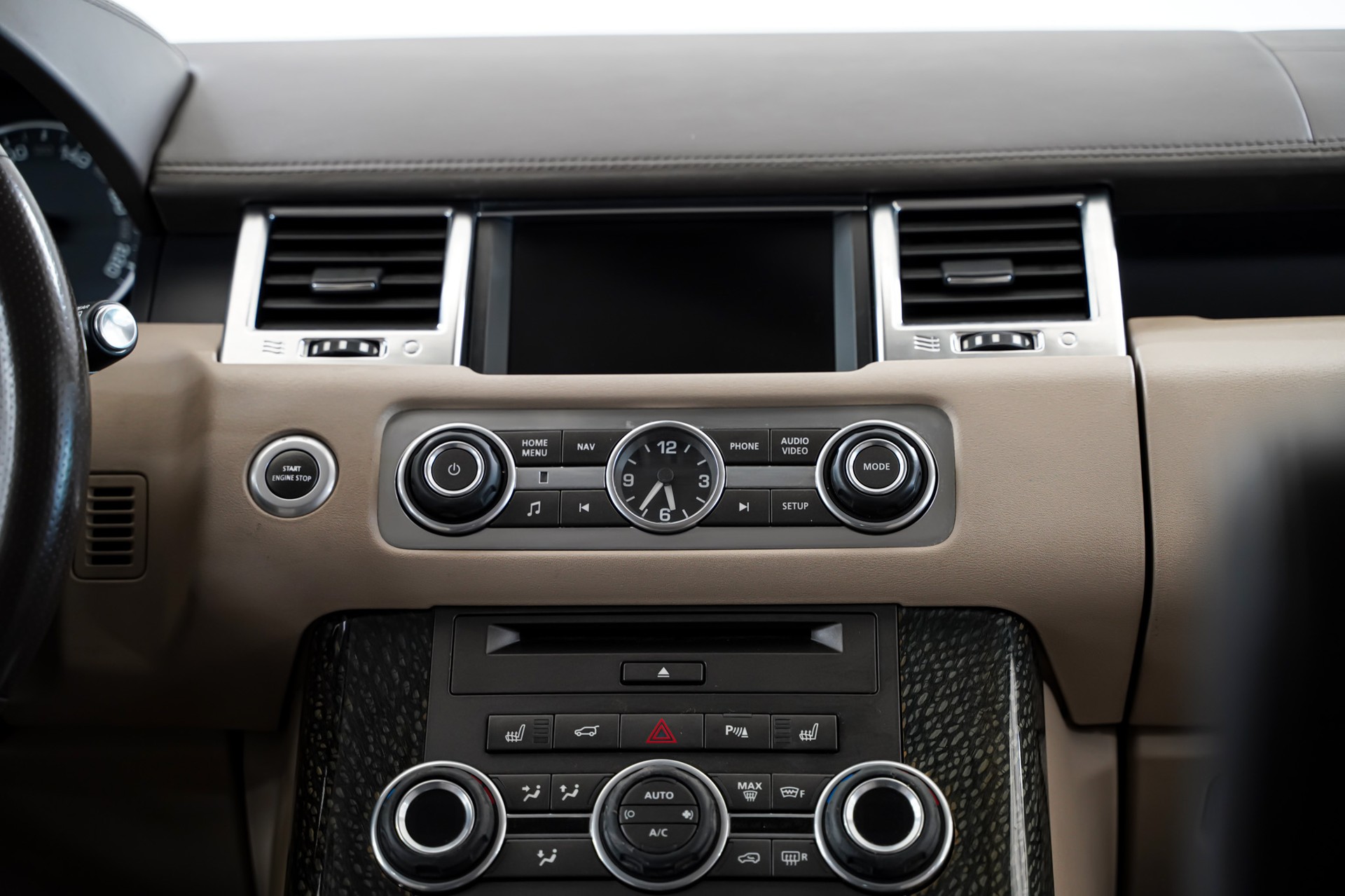 LAND ROVER Range Rover Sport 3.0 TDV6 Autobiography Automatic-image-18