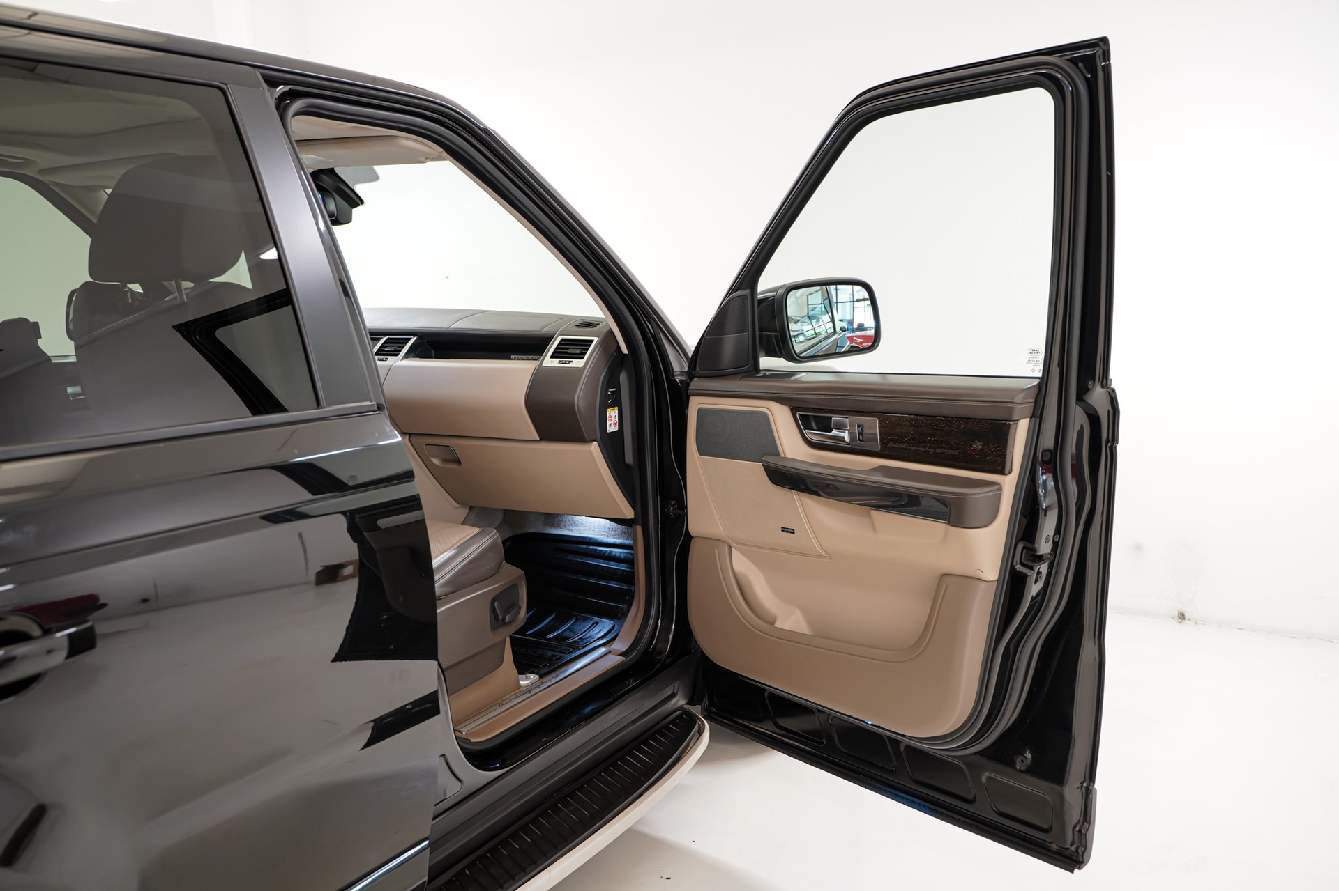 LAND ROVER Range Rover Sport 3.0 TDV6 Autobiography Automatic-image-13