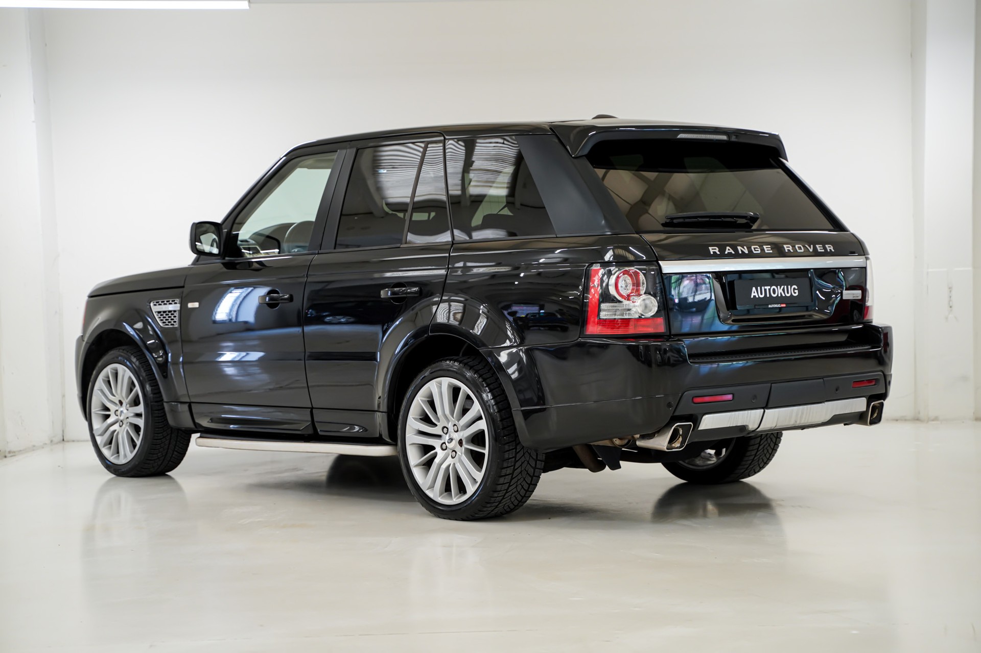 LAND ROVER Range Rover Sport 3.0 TDV6 Autobiography Automatic-image-4