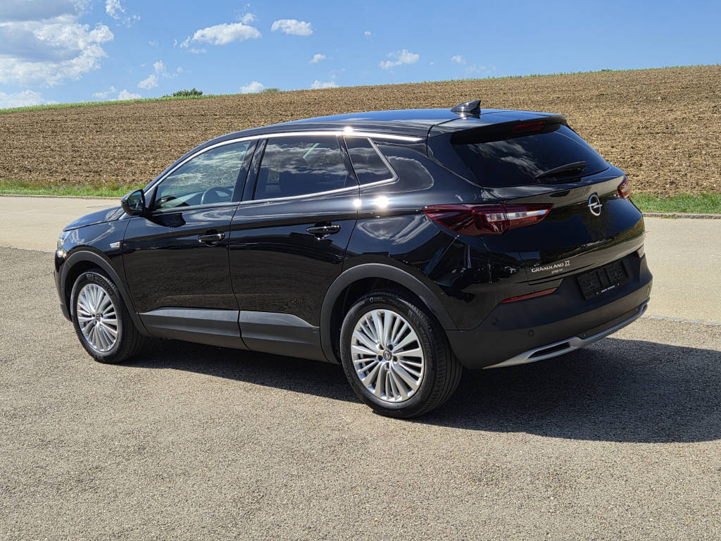 OPEL Grandland X 1.2 T 130cv Excellence-image-0