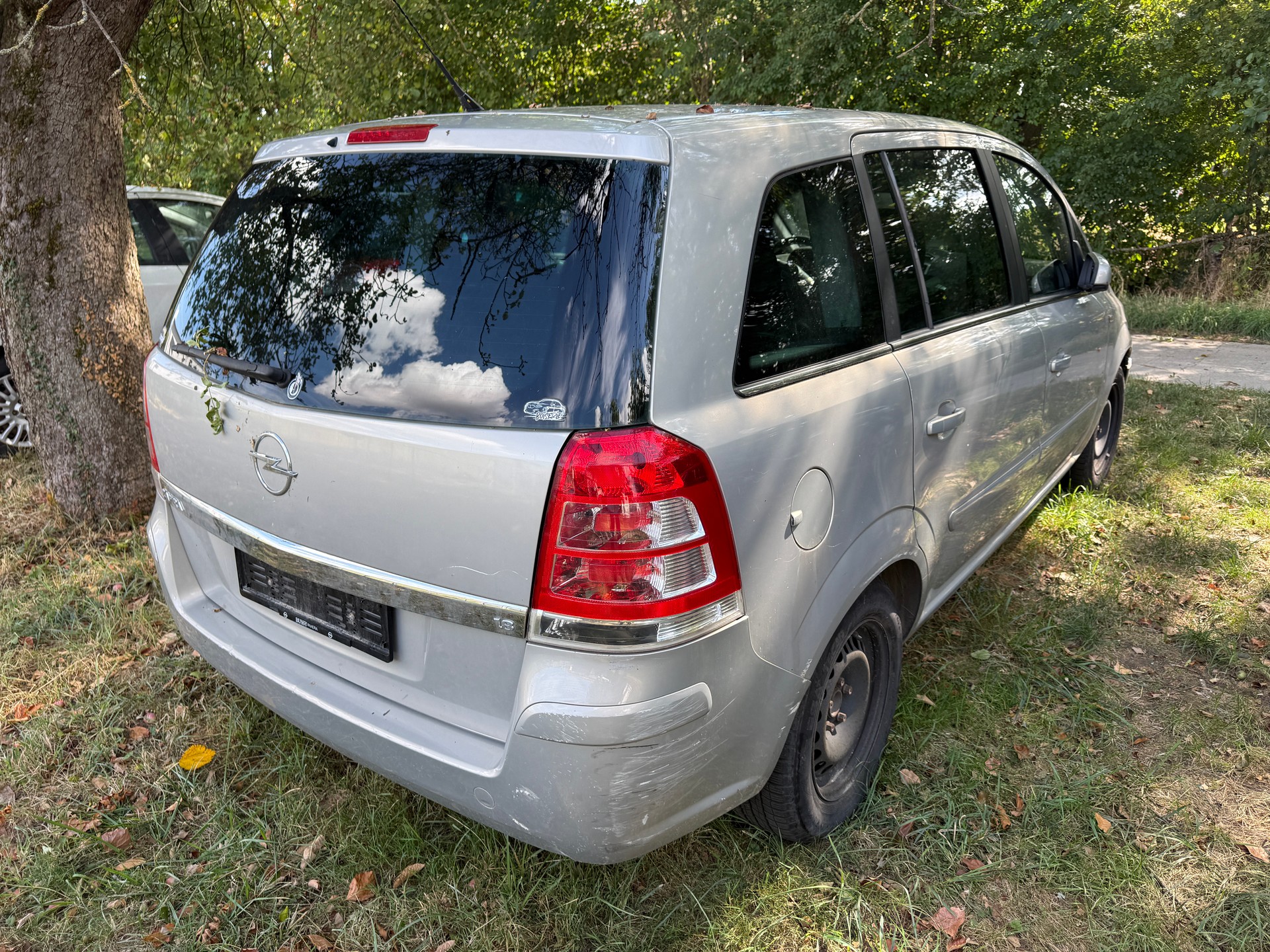 OPEL Zafira 1.8i 16V-image-11