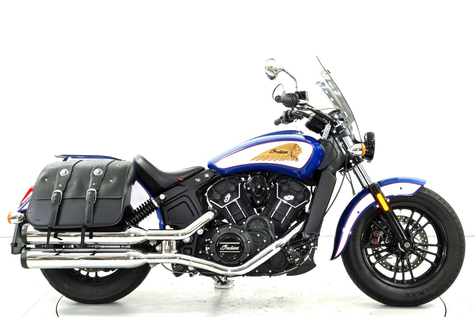 INDIAN Scout Sixty ABS-showroom-element-3