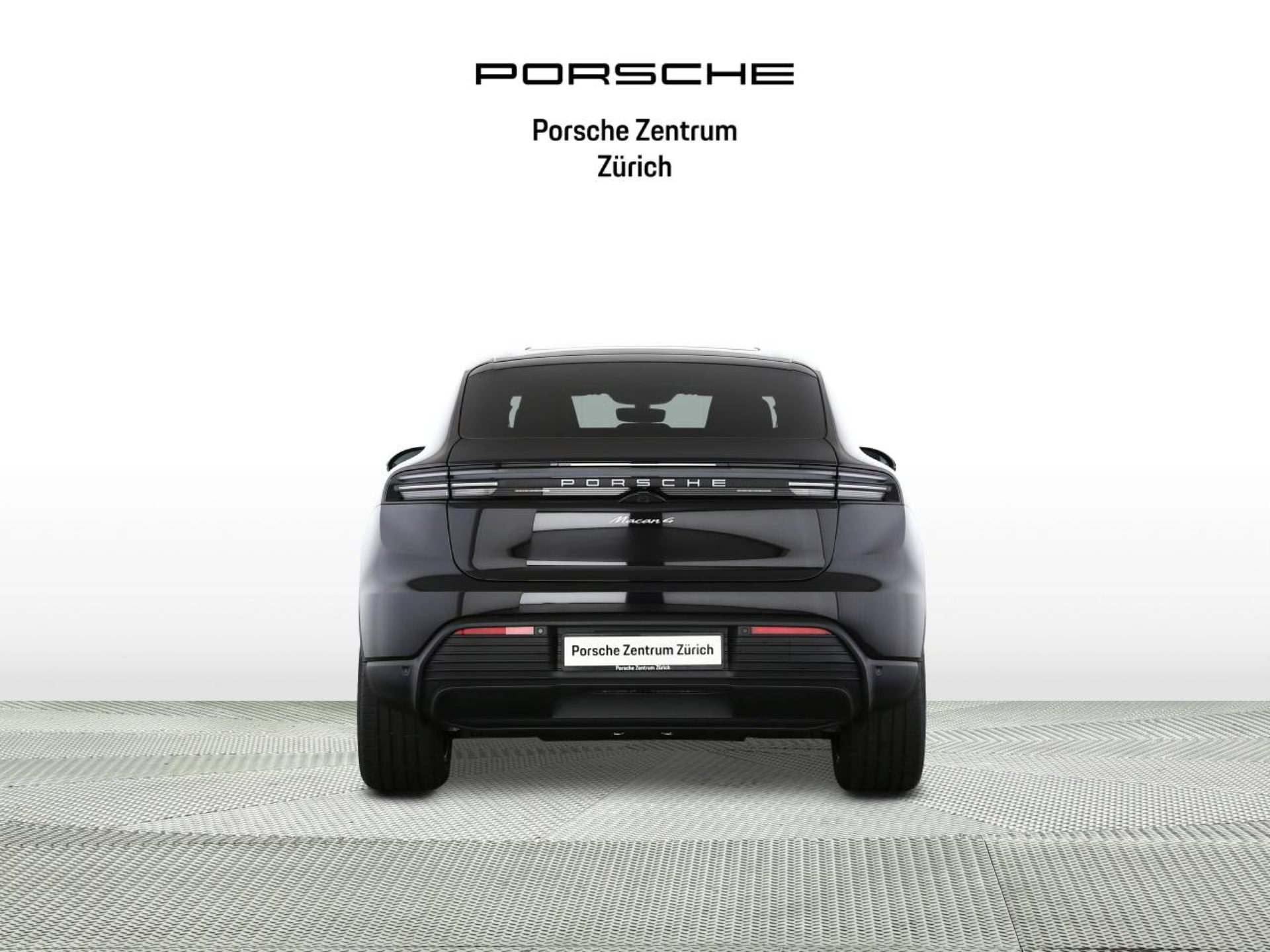 PORSCHE Macan 4-image-7