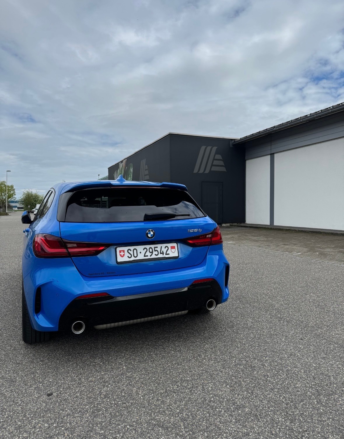 BMW 128ti-image-1