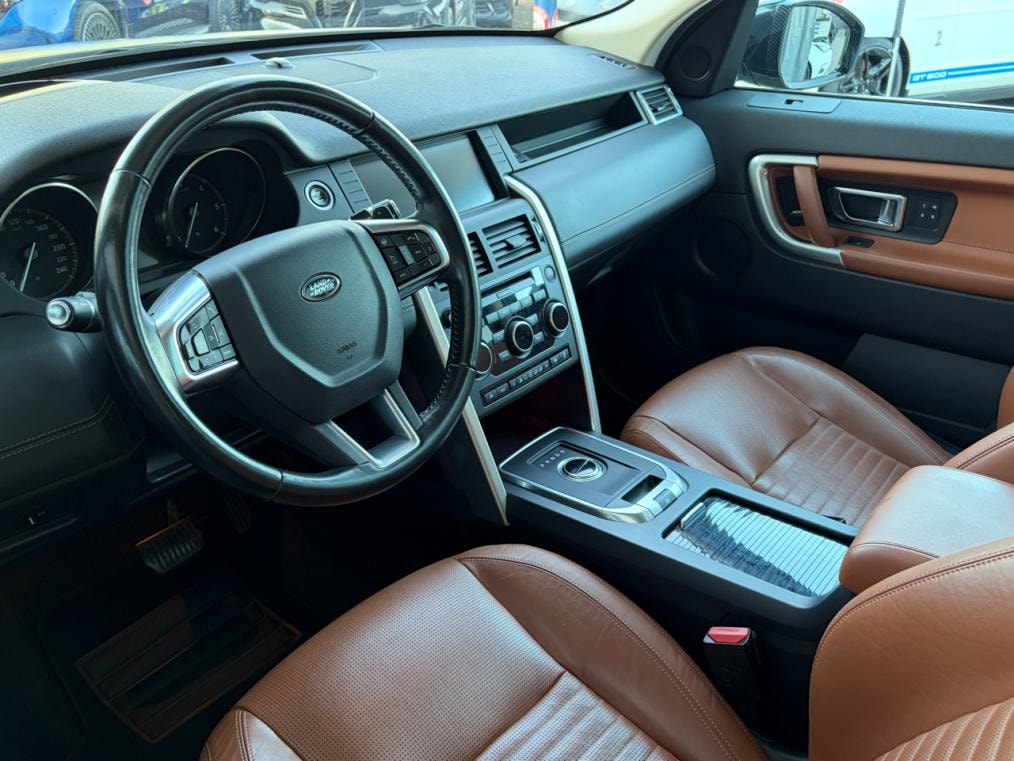 LAND ROVER Discovery Sport 2.0 TD4 HSE-image-3