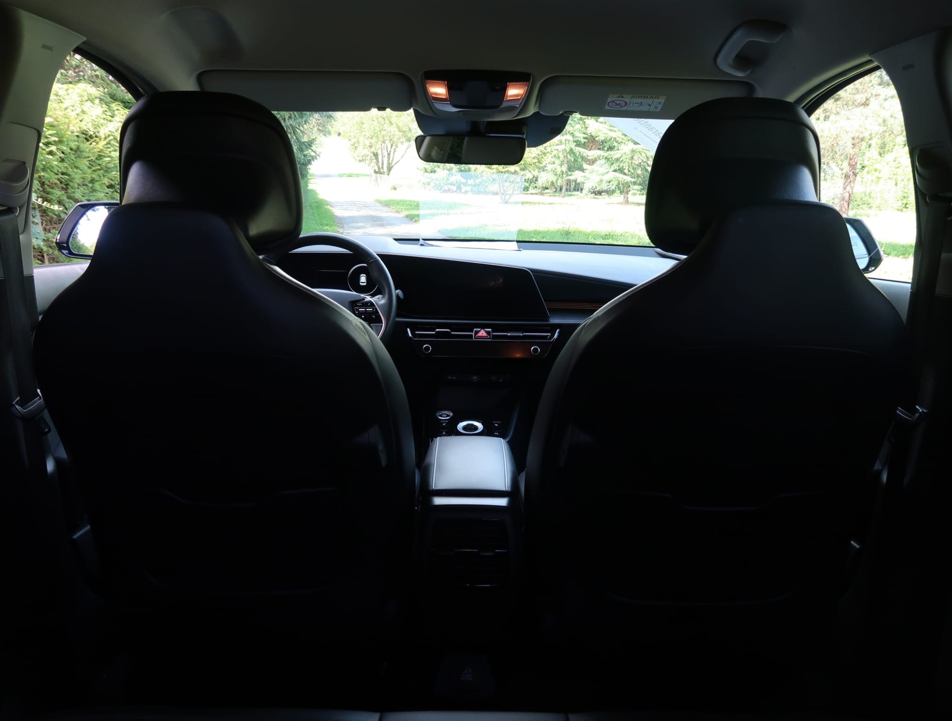 KIA Niro 1.6GDi Hybrid Style DCT-image-24