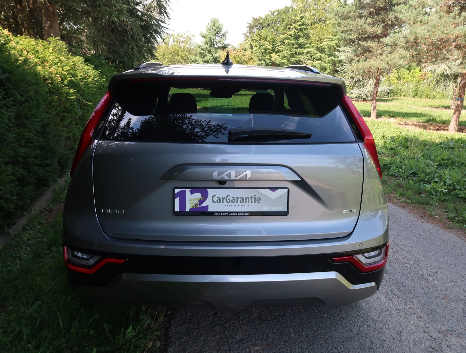 KIA Niro 1.6GDi Hybrid Style DCT-image-5