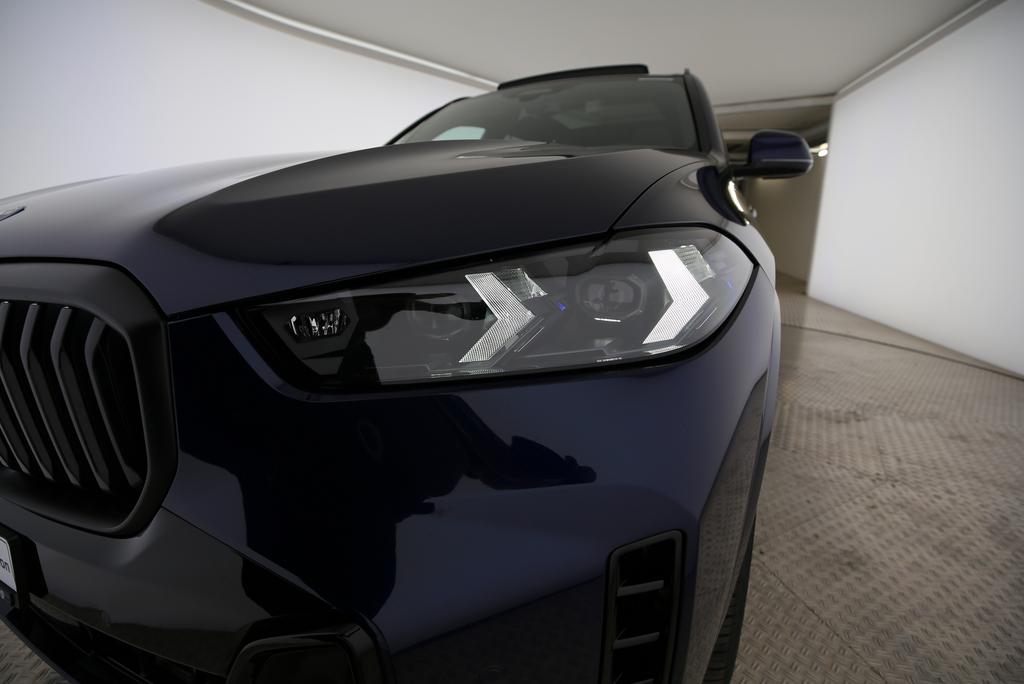 BMW X5 50e xDrive SAG-image-16