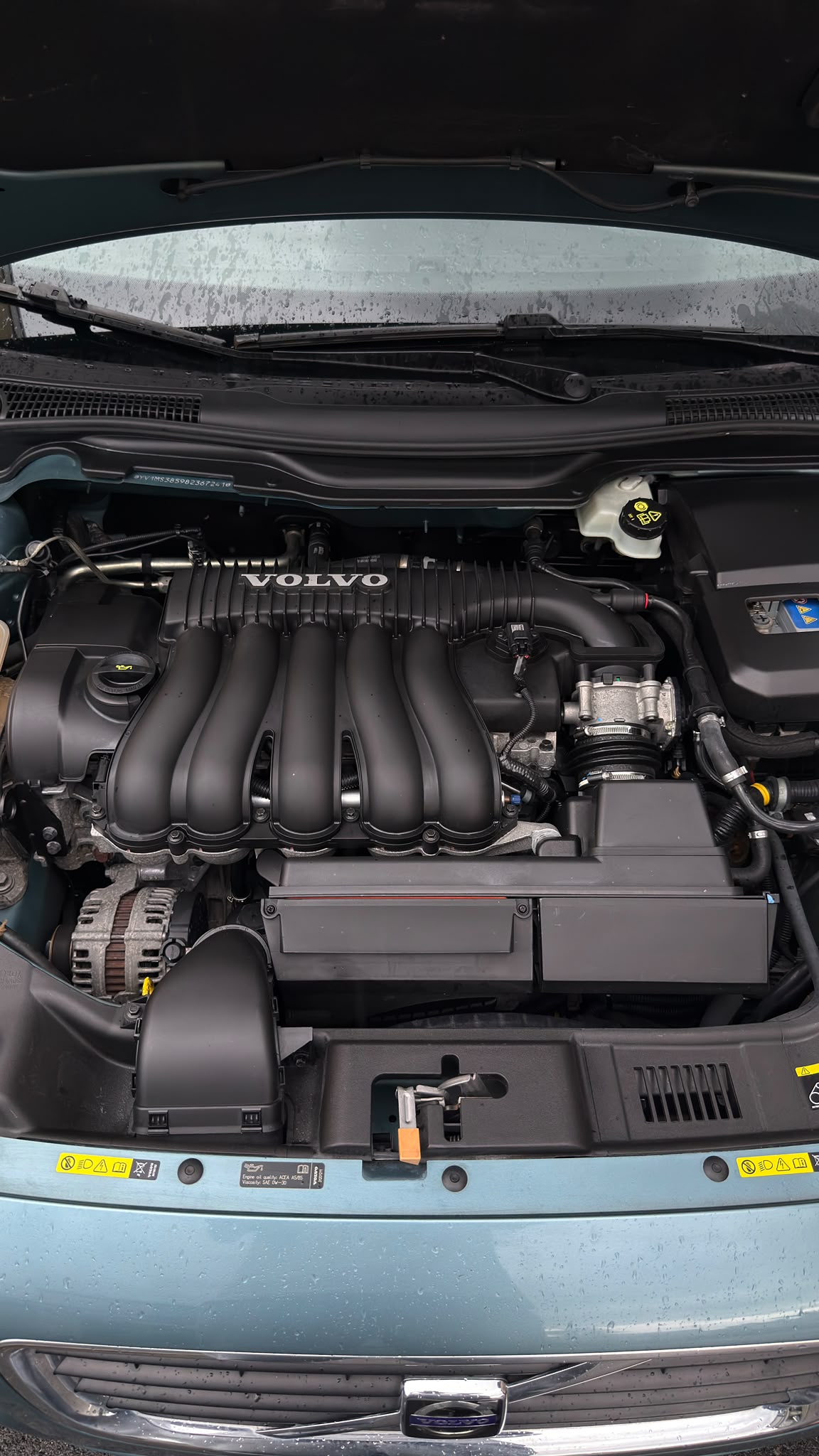 VOLVO S40-image-5