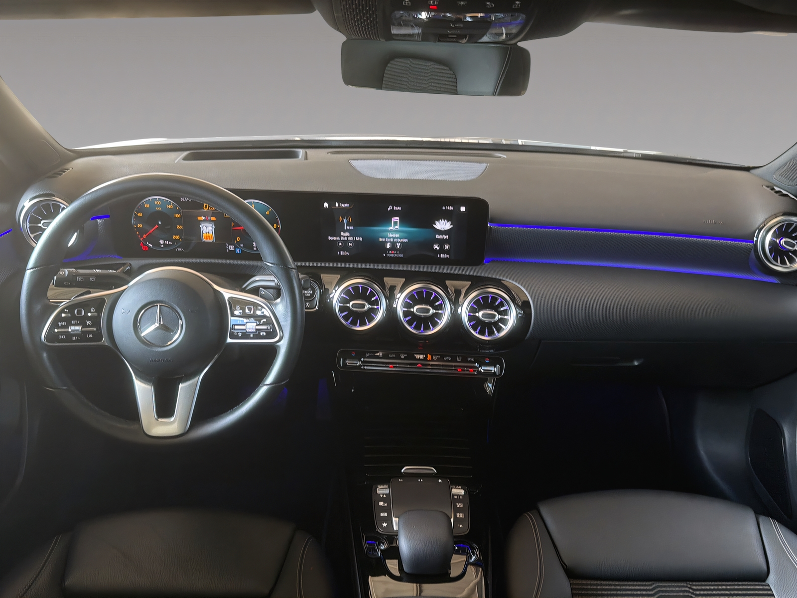 MERCEDES-BENZ A-CLASS W177 A 200 d Progressive 4m-image-8