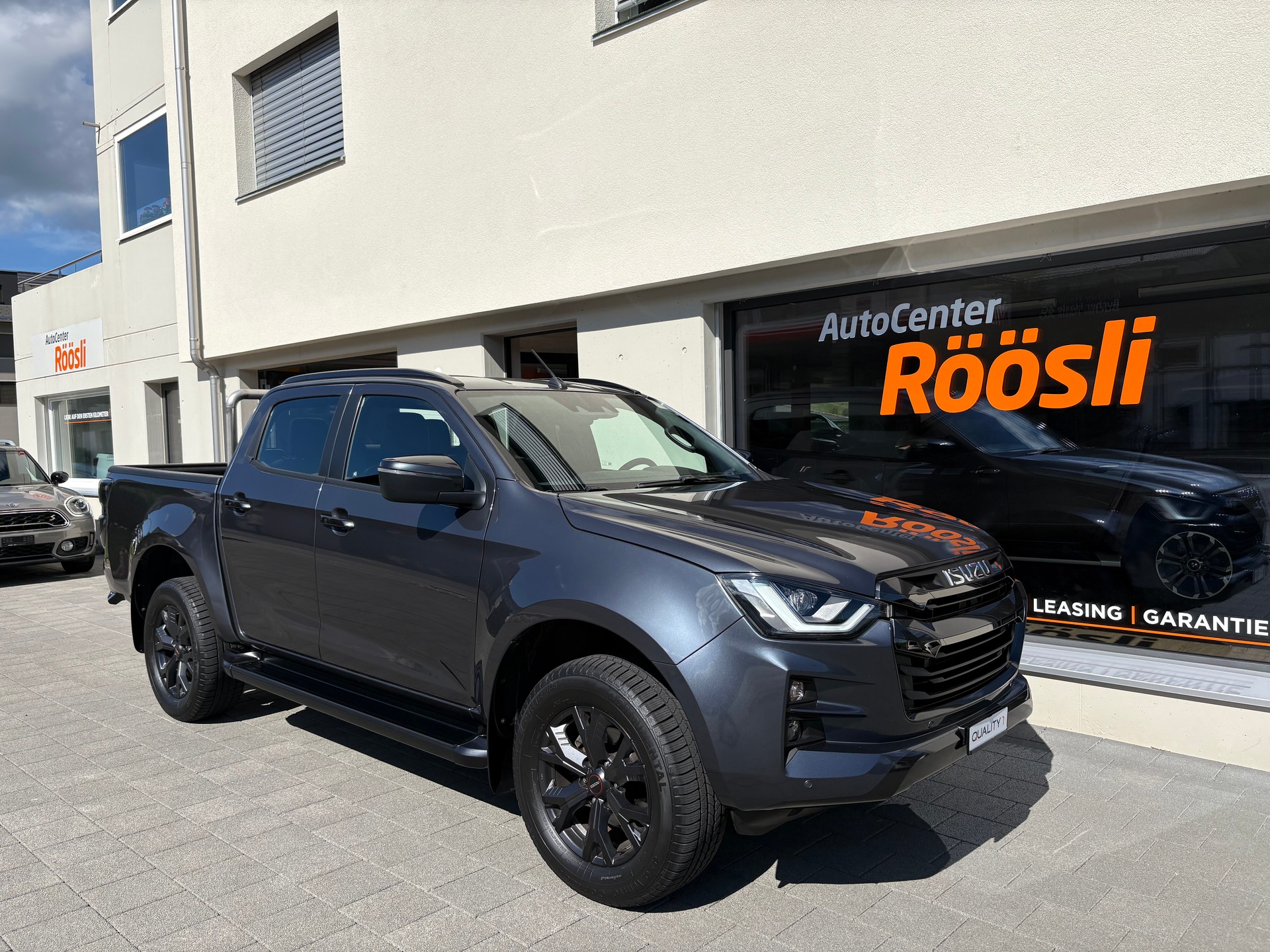 ISUZU D-MAX 1.9 CrewCab N60FF 4x4 AT-image-1