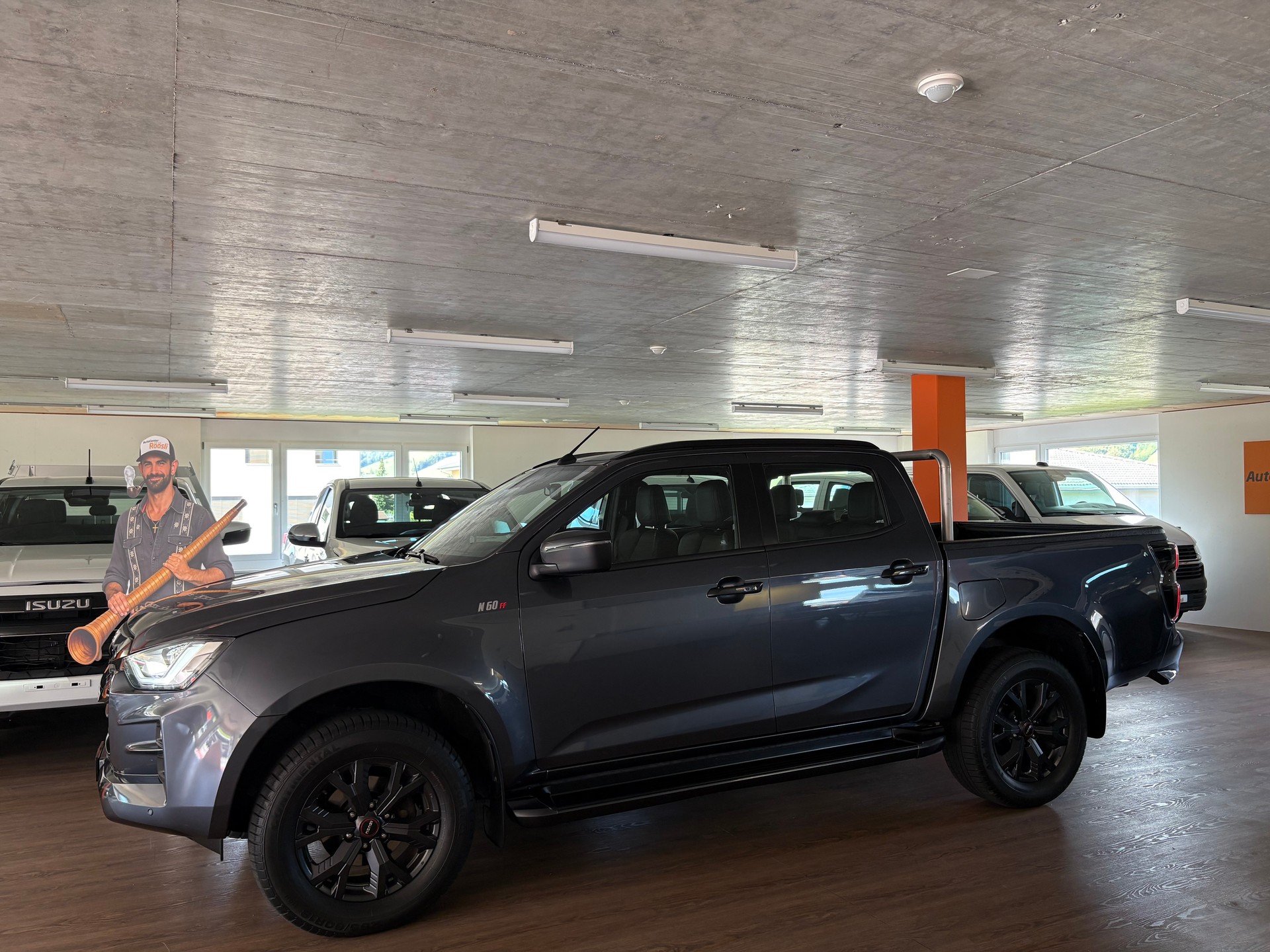 ISUZU D-MAX 1.9 CrewCab N60FF 4x4 AT-image-5