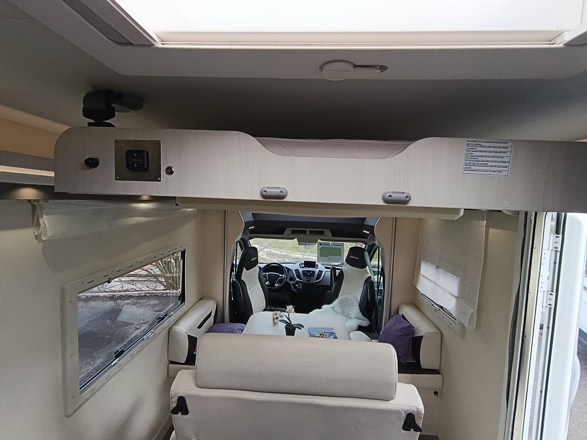 CHALLENGER Trigano FD4-showroom-element-3