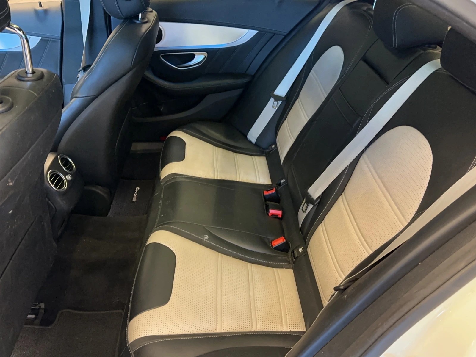 MERCEDES-BENZ C 63 S AMG Night Paket Speedshift-image-16