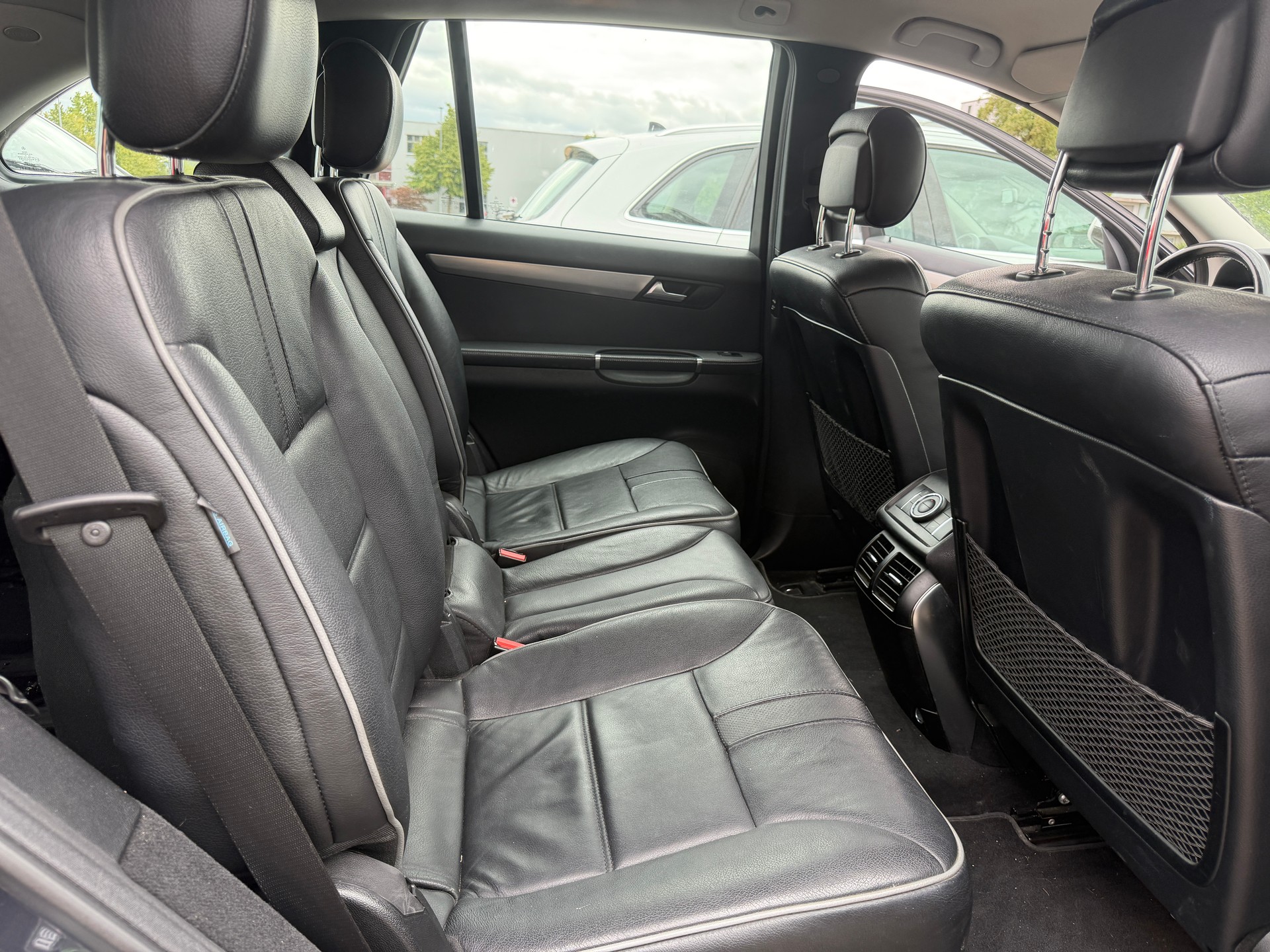 MERCEDES-BENZ R 350 CDI L 4Matic 7G-Tronic-image-11