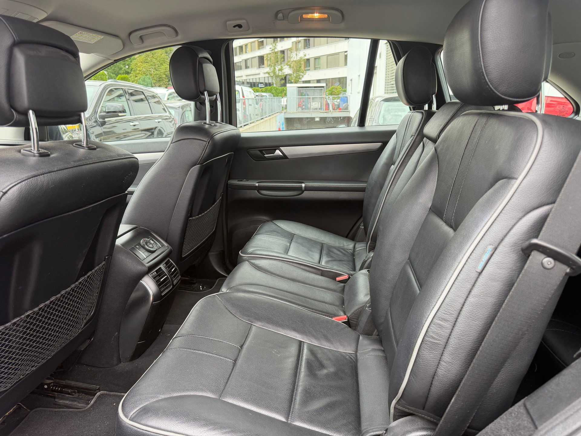 MERCEDES-BENZ R 350 CDI L 4Matic 7G-Tronic-image-10