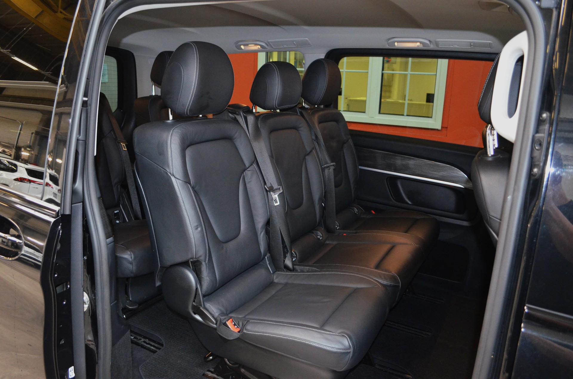 MERCEDES-BENZ V 250 d lang Avantgarde 4Matic G-Tronic-image-9