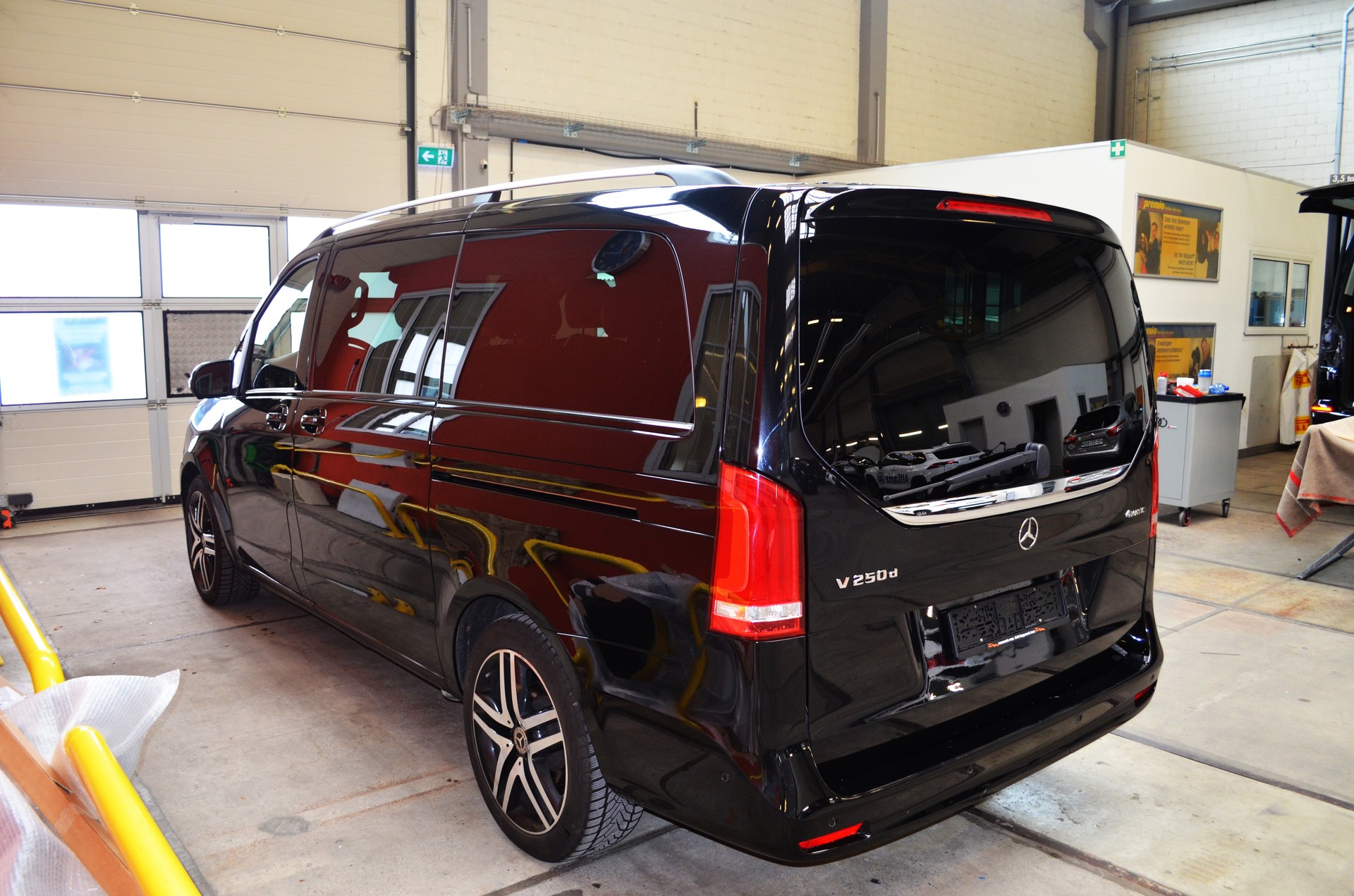 MERCEDES-BENZ V 250 d lang Avantgarde 4Matic G-Tronic-image-6