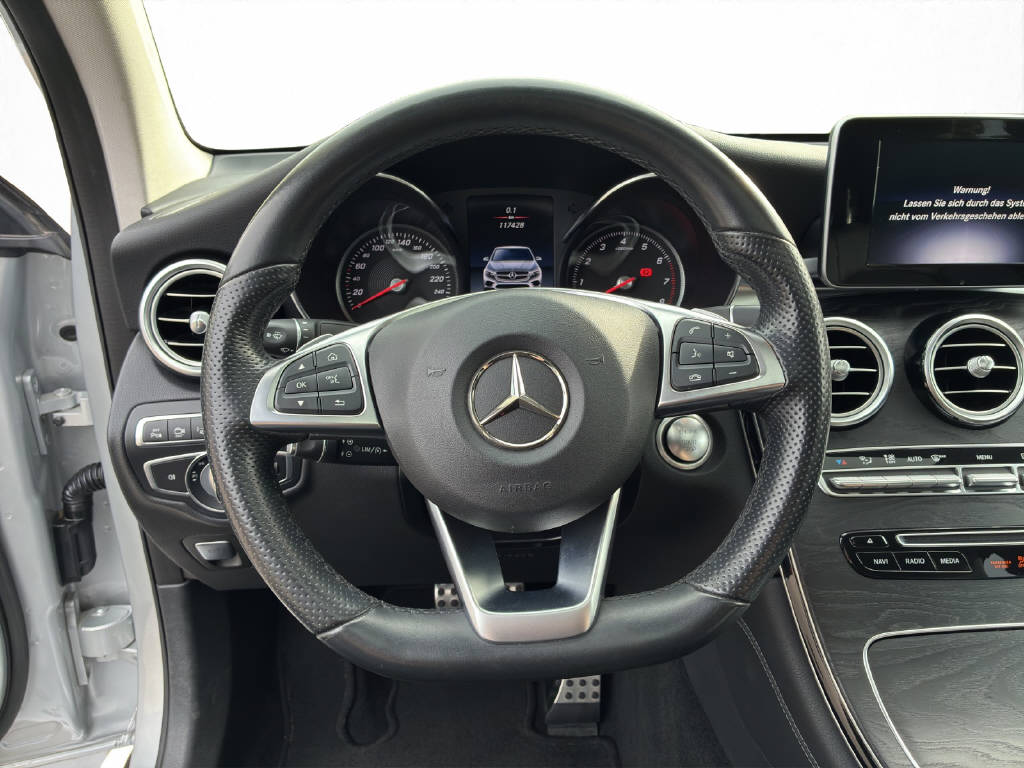 MERCEDES-BENZ GLC 300 AMG Line 4Matic Coupé-image-12