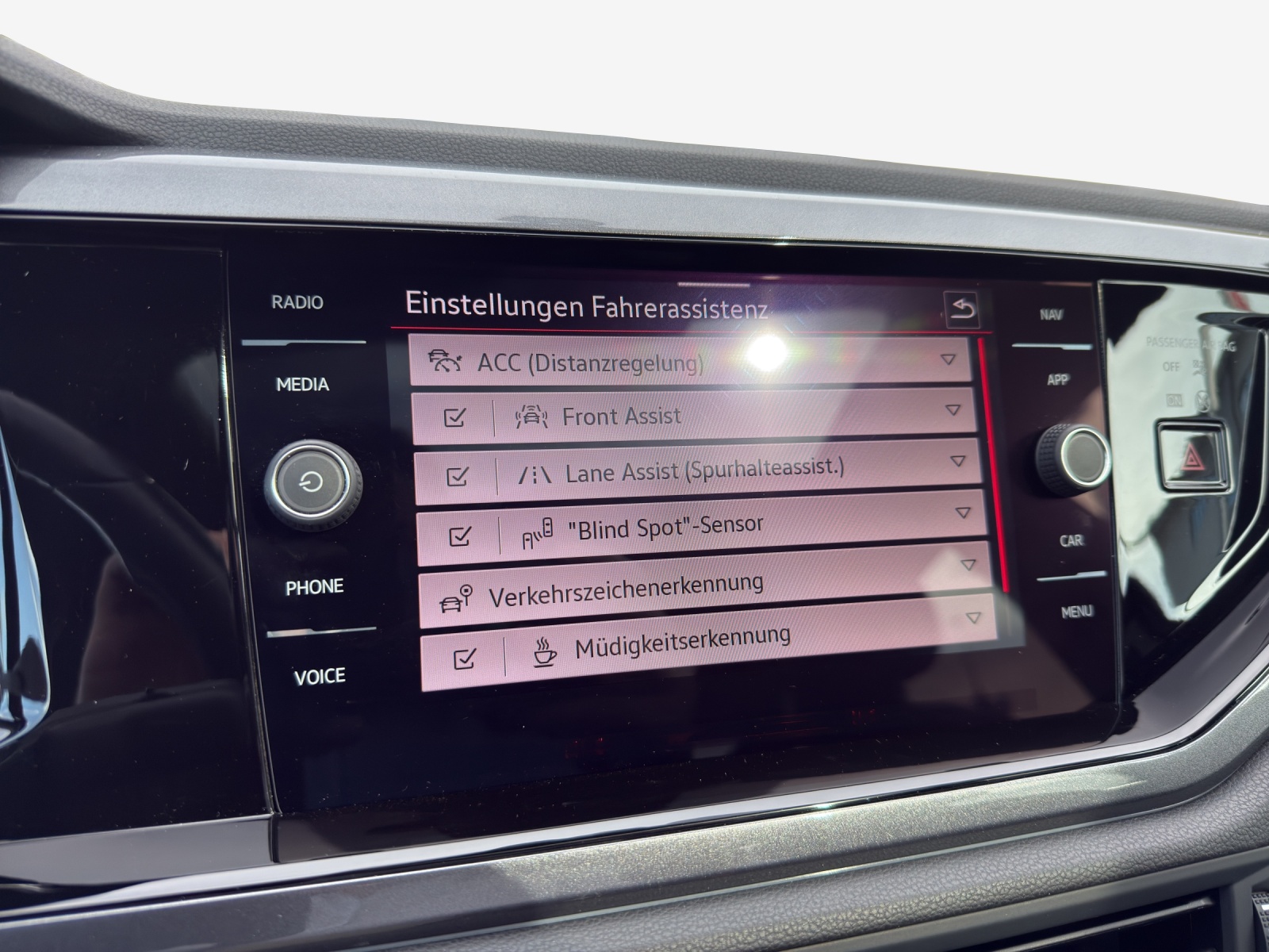 VW Polo 2.0 TSI GTI DSG-image-15