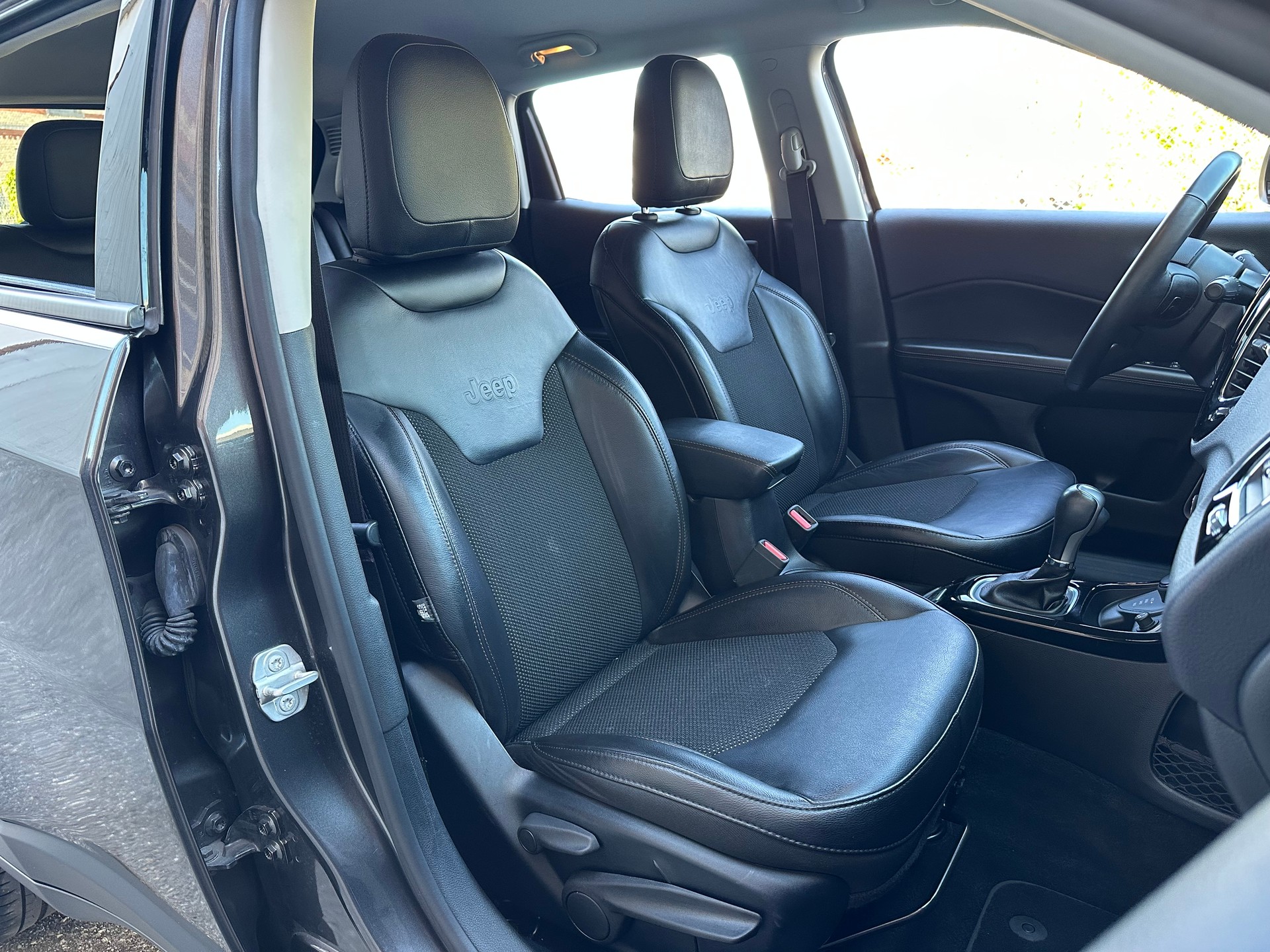 JEEP Compass 2.0CRD Limited AWD 9ATX-image-13