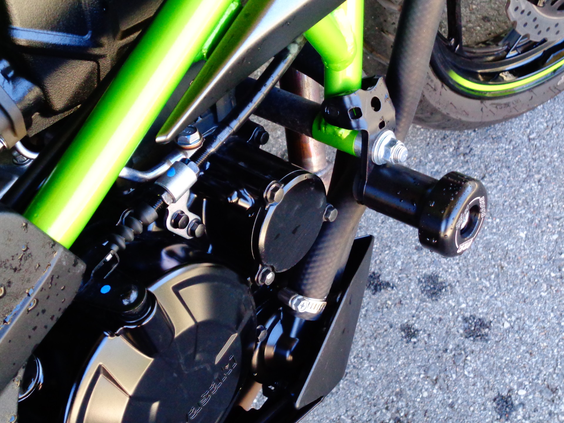 KAWASAKI Z 125-showroom-element-2