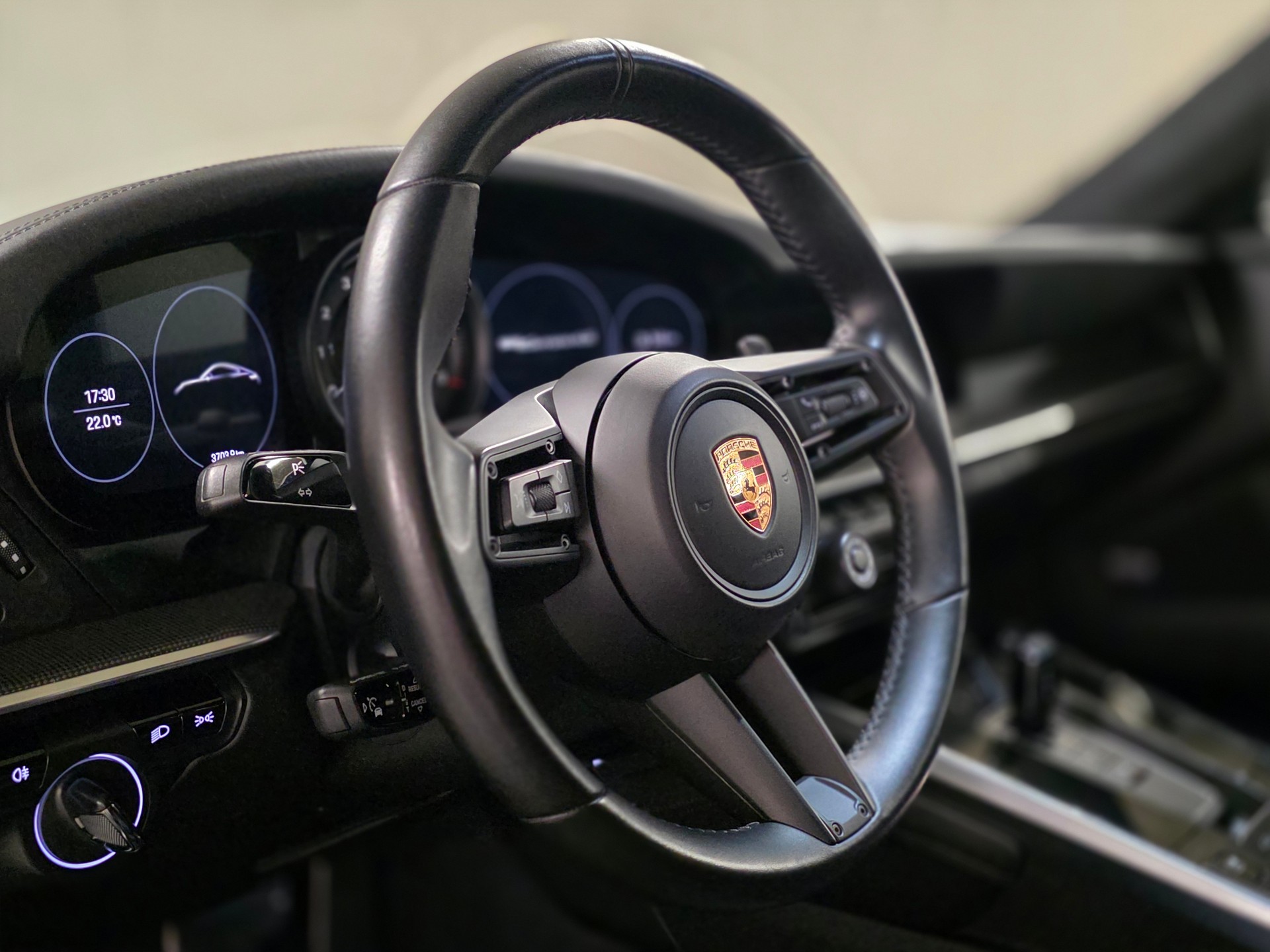 PORSCHE 911 Carrera 4S PDK-image-7
