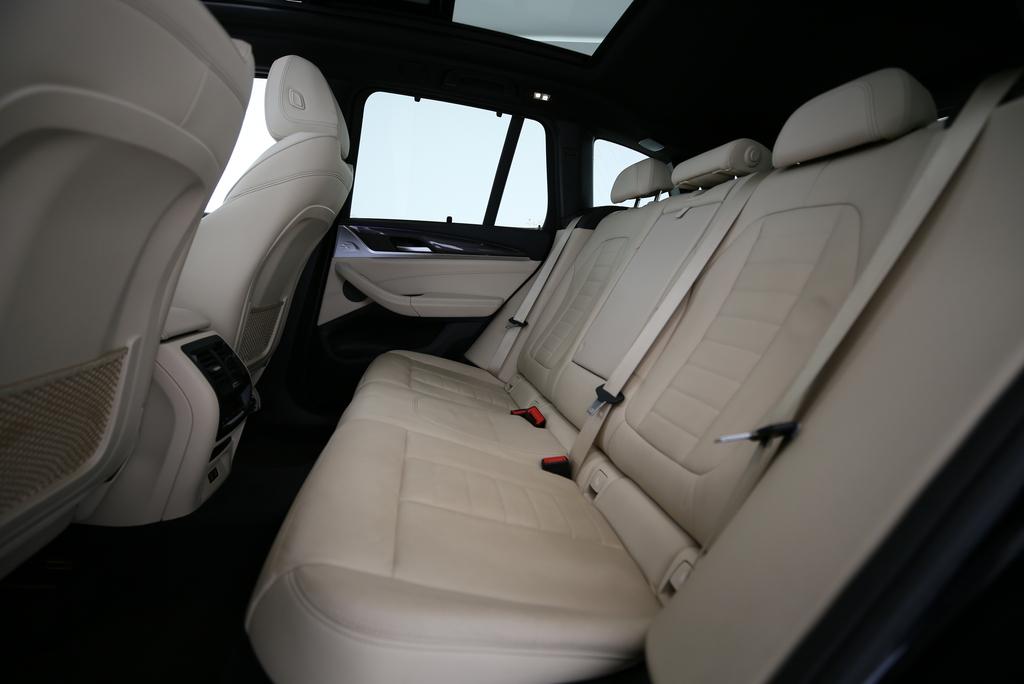 BMW X3 M40i-image-7