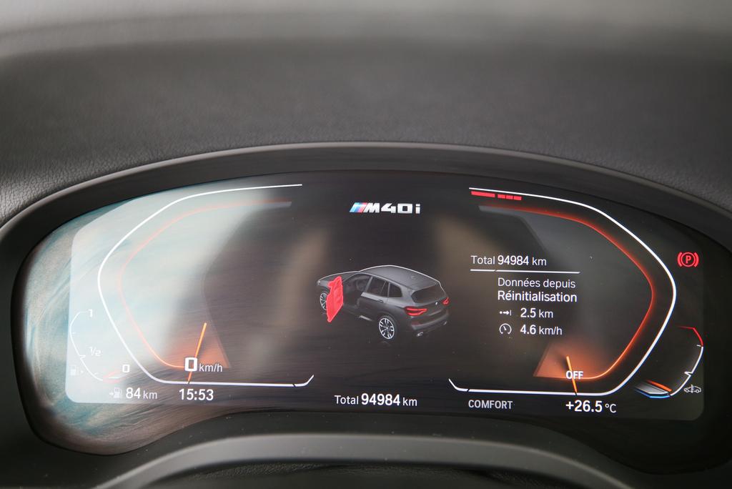 BMW X3 M40i-image-11