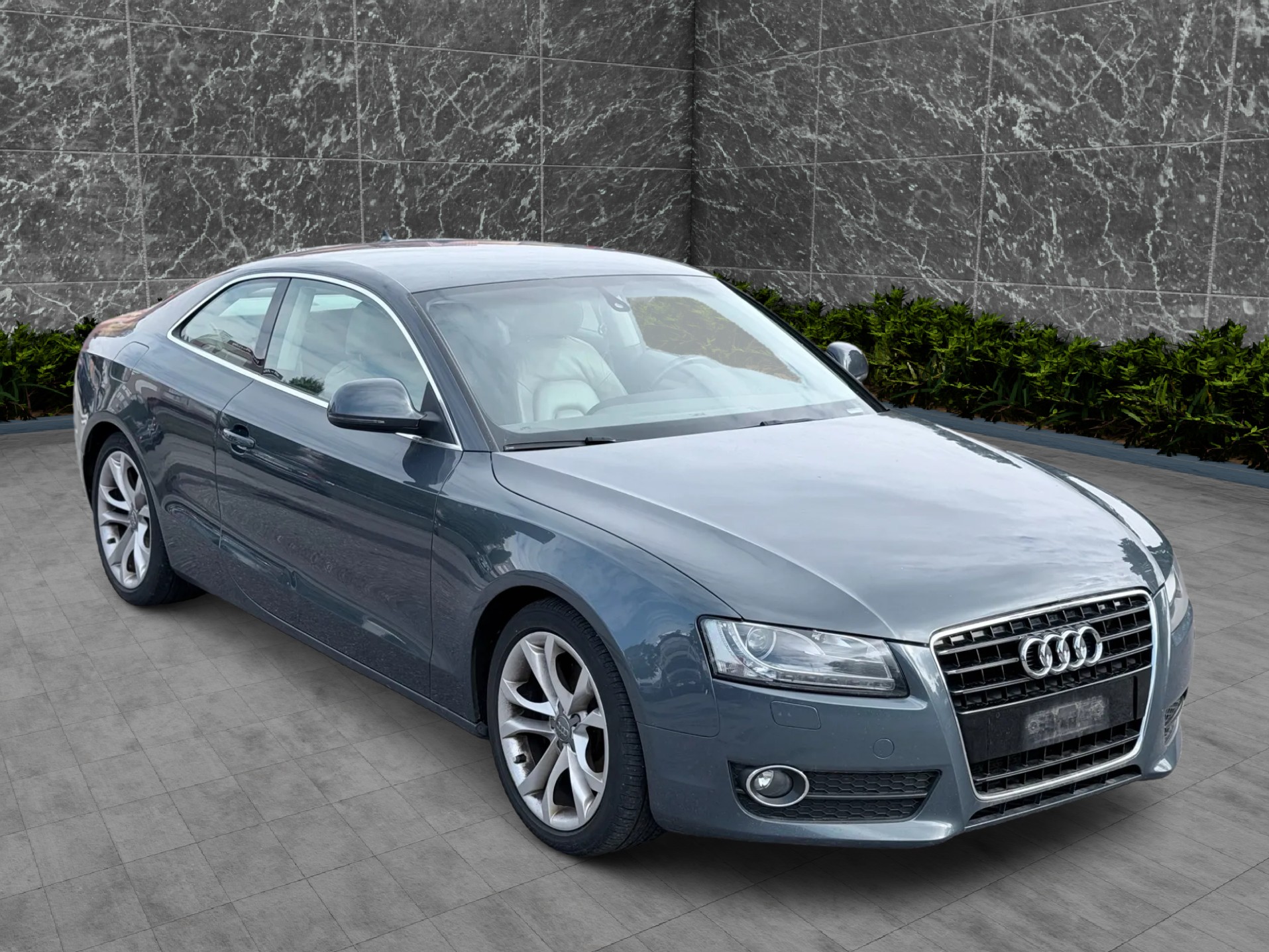 AUDI A5 Coupé 3.2 FSI multitronic-image-2