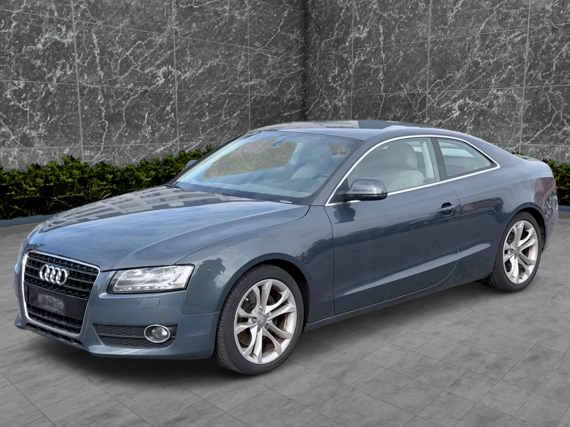 AUDI A5 Coupé 3.2 FSI multitronic-image-1