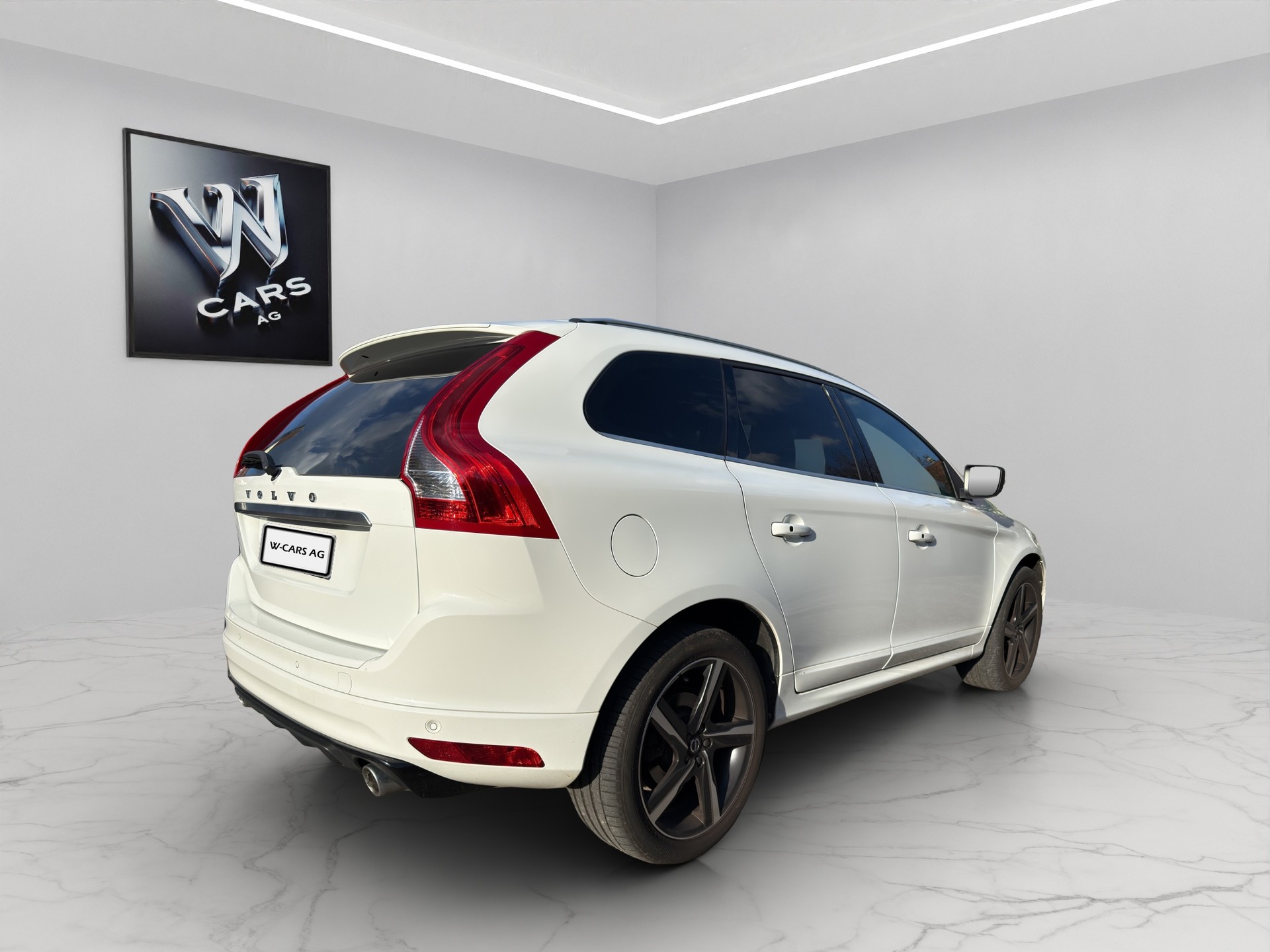 VOLVO XC60 D5 AWD Polestar R-Design Geartronic * 8 fach * Garantie * Standheizung *-image-3