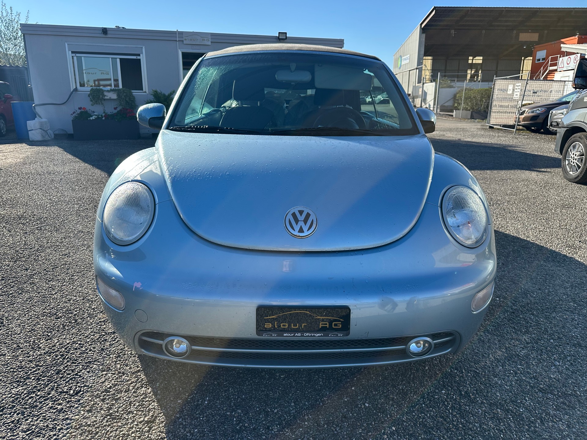 VW Beetle Cabrio 1.4-image-0