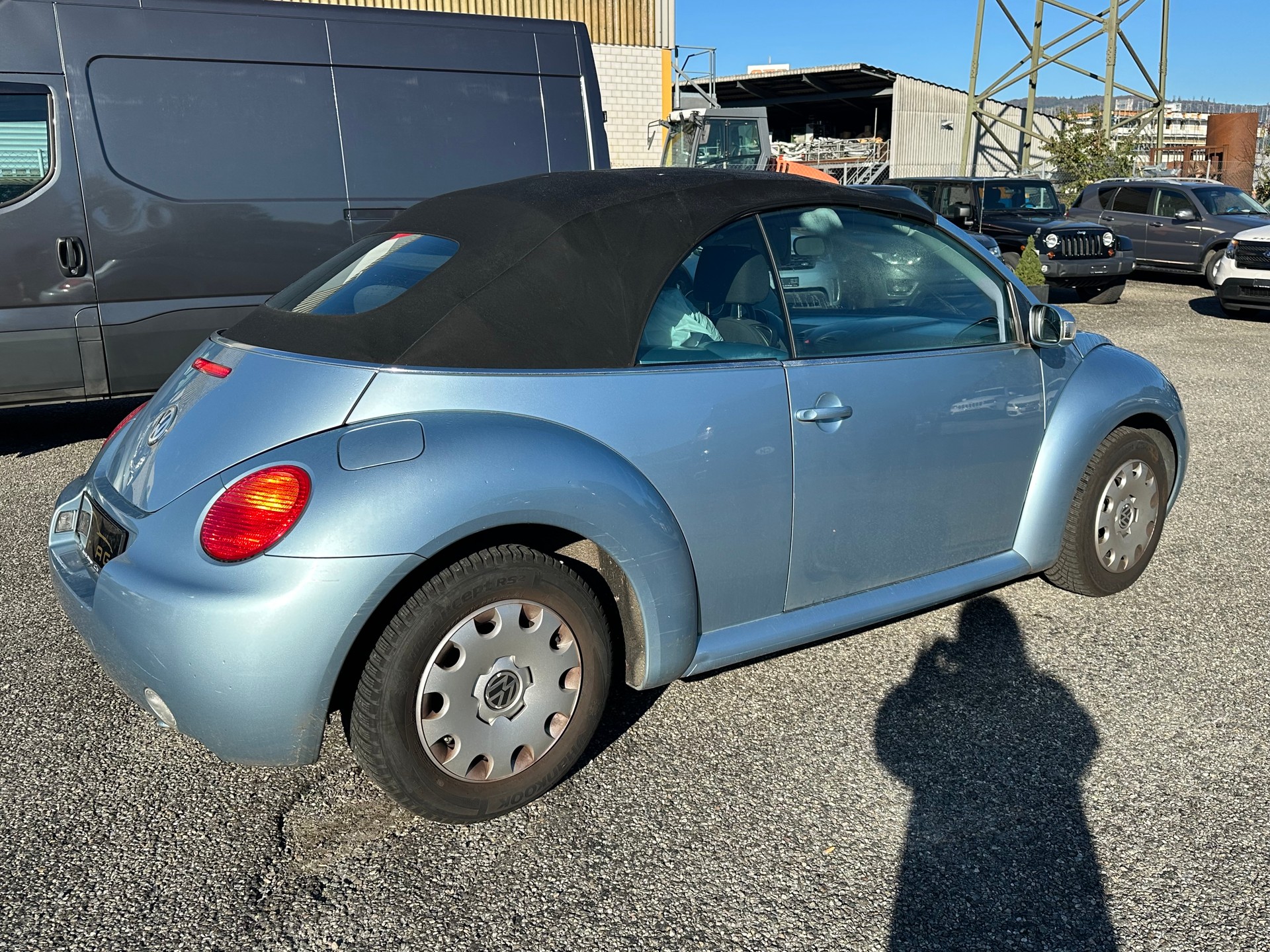 VW Beetle Cabrio 1.4-image-2