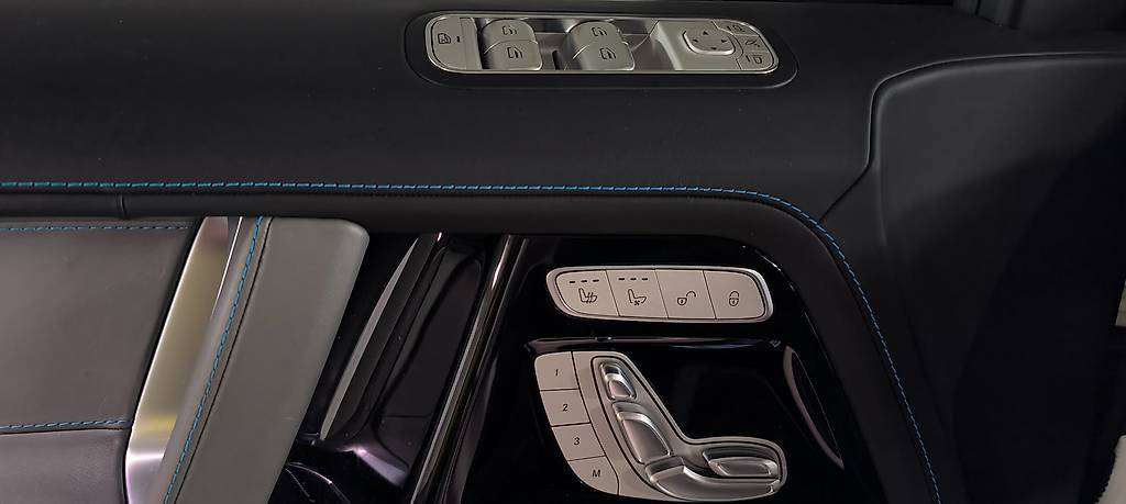 MERCEDES-BENZ G 580-image-3